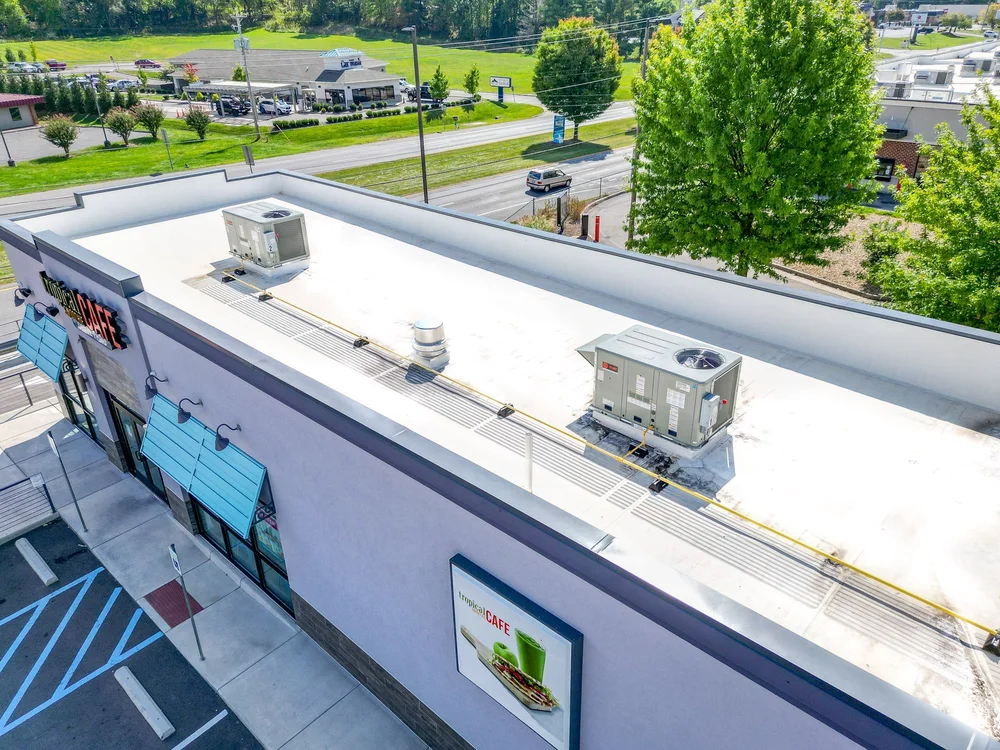 commercial roof replacement contractor