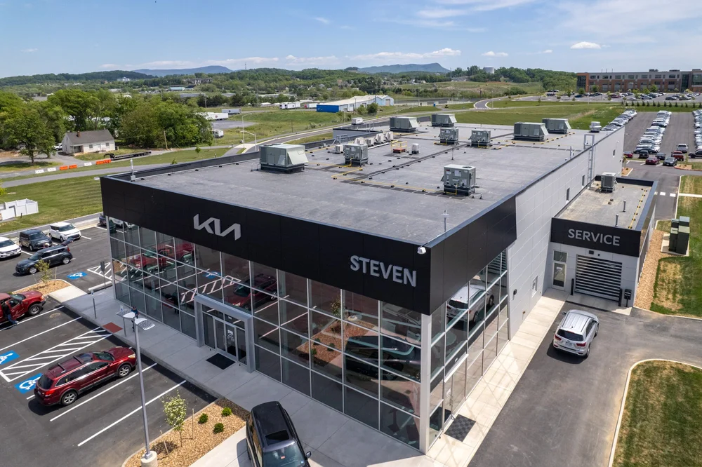 angled view of steven kia in harrisonburg virginia with roof in eye sight