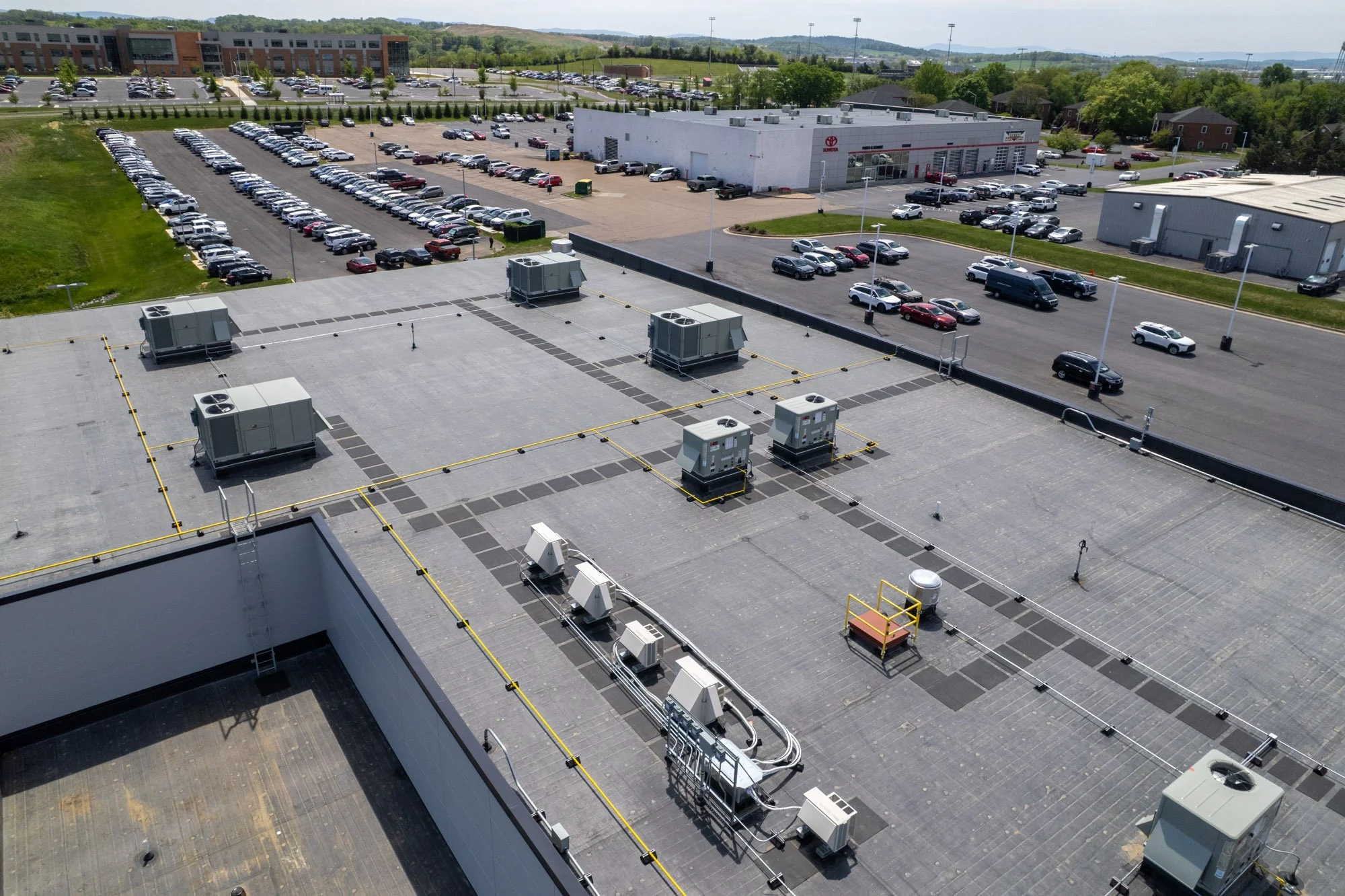 drone shot view of the steven kia harrisonburg roof
