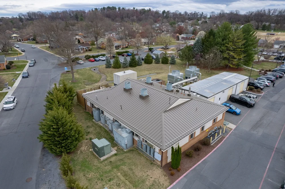 commercial roofing repair contractor
