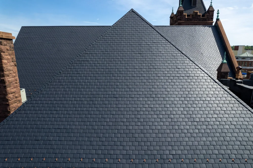 commercial roof replacement contractors