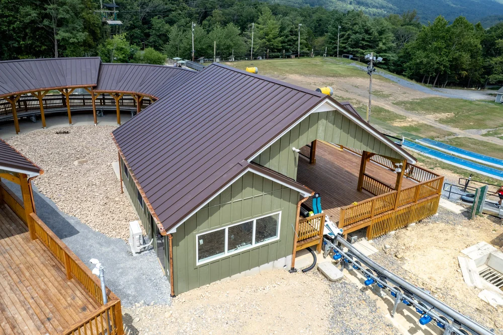 commercial roof replacement contractor