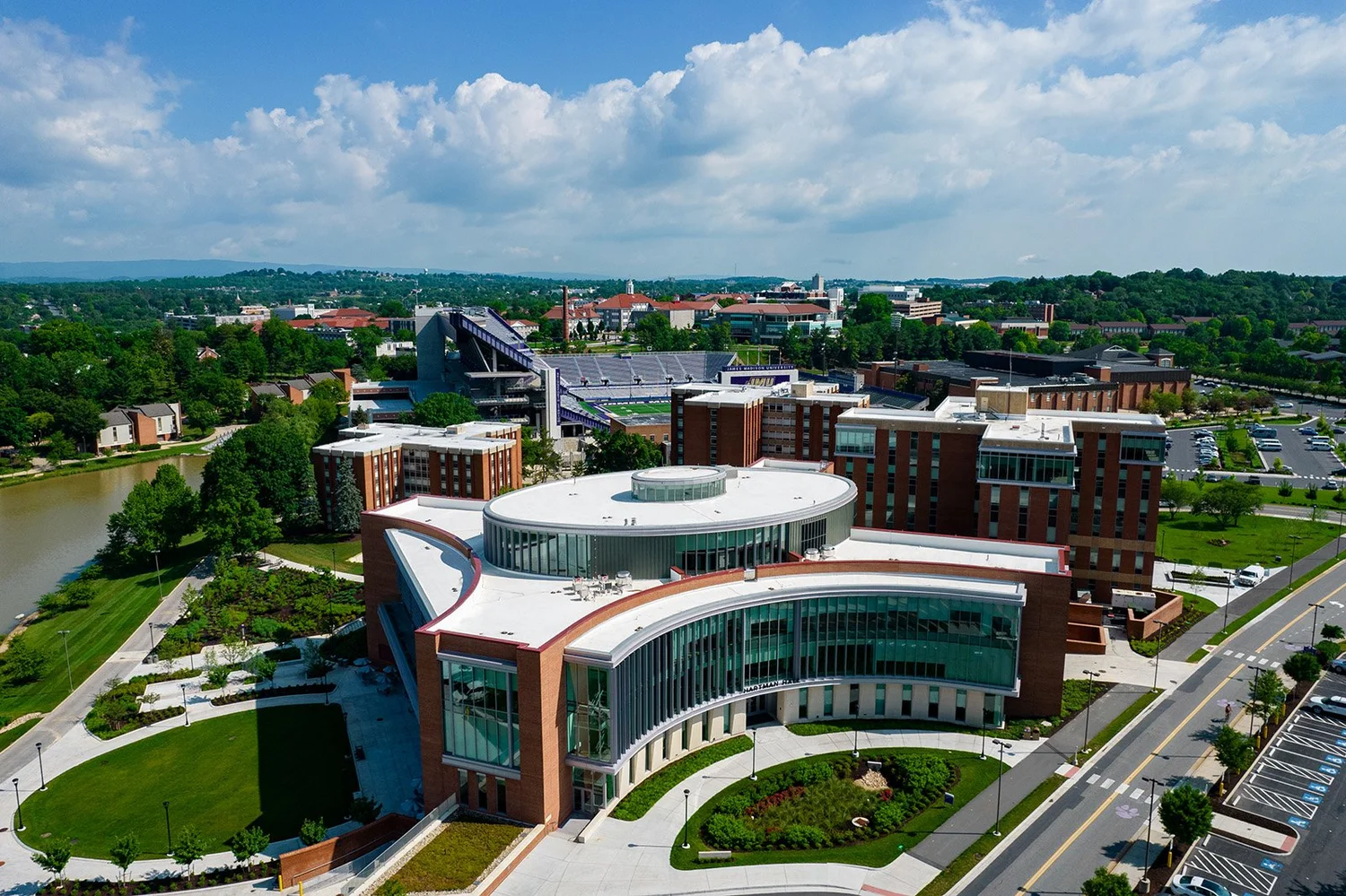 Skyline Roofing, Harrisonburg Round