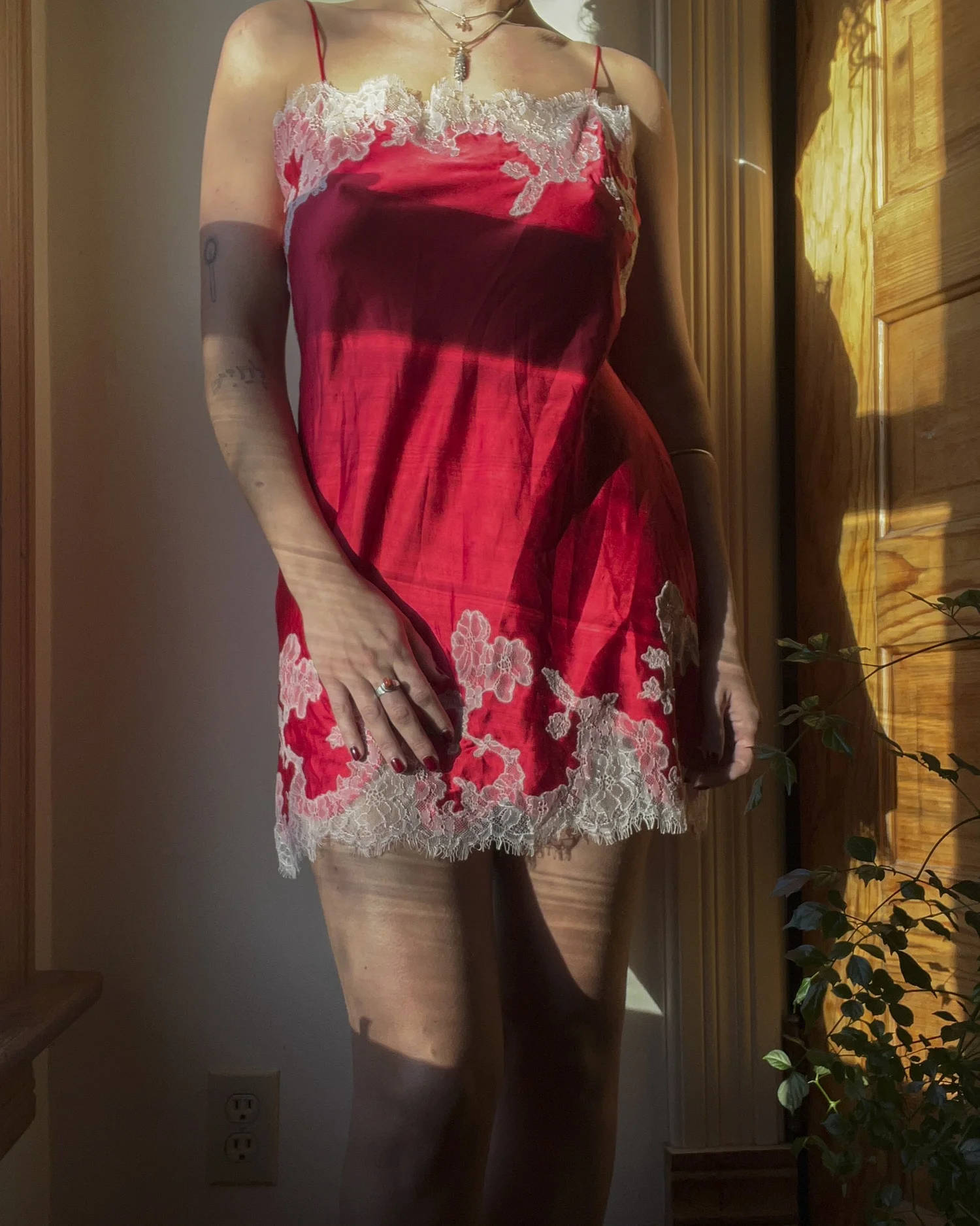 chinese dress ladies Victoria's Secret Fishnet Floral Mesh Lace Robe Size XS/Small Color Red New  at Amazon Women's Clothing store main image 1