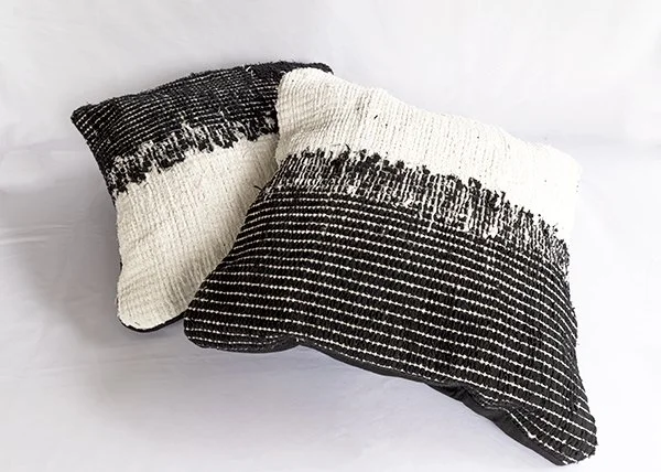 BLACK NATURAL PILLOW 3.jpg