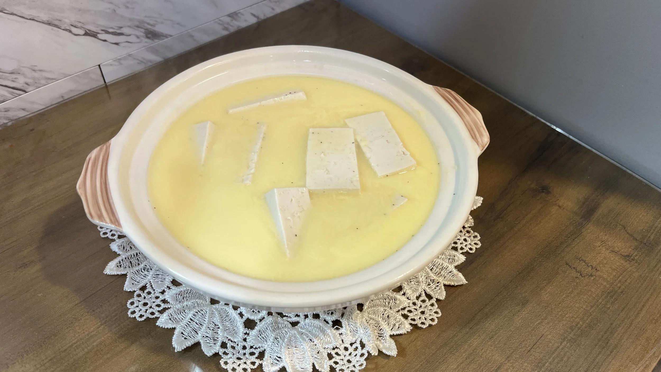 Steamed tofu with eggs