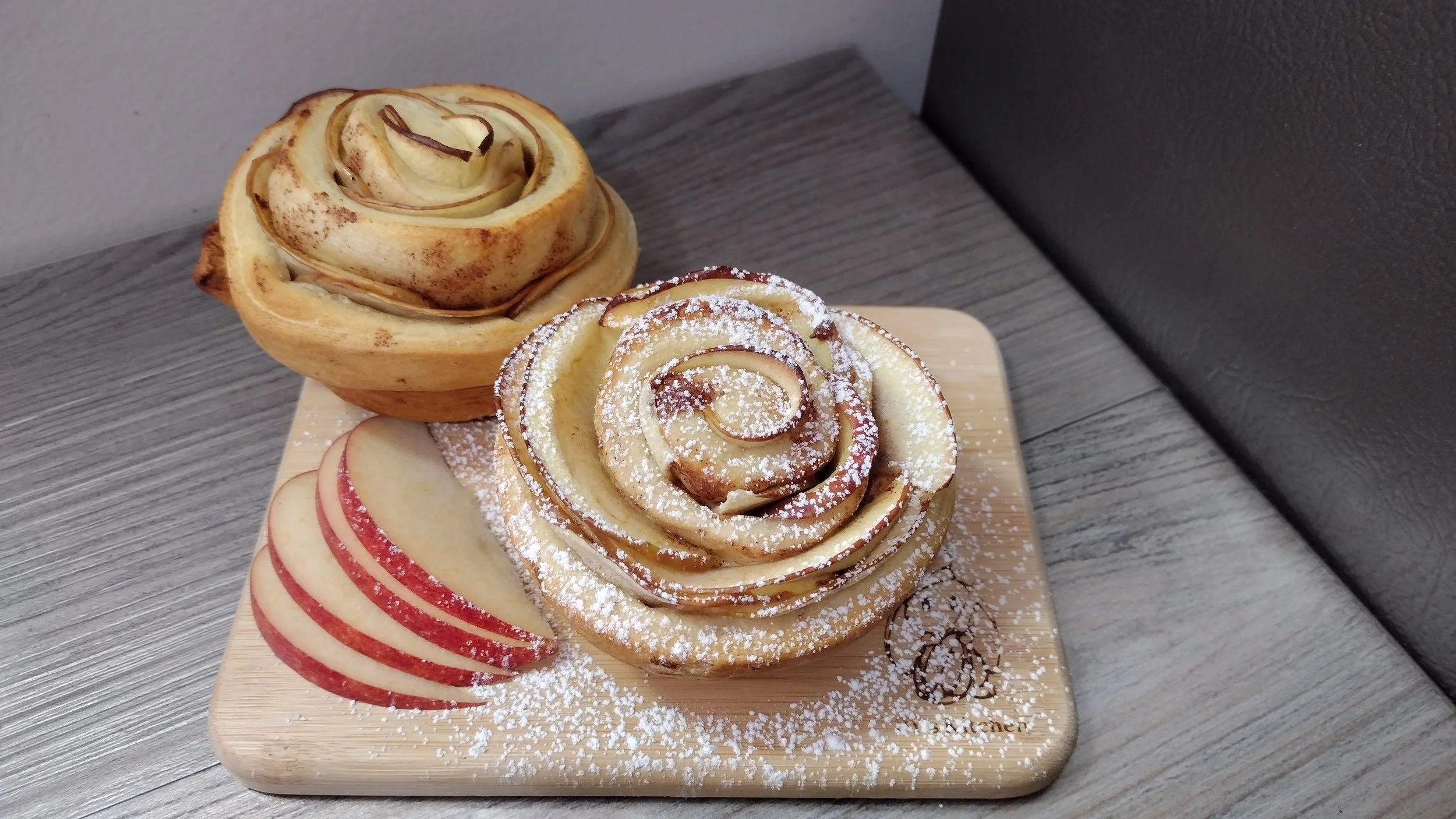 Make These Apple Roses For Mothers Day | Easy Apple Rose Pastry Recipe