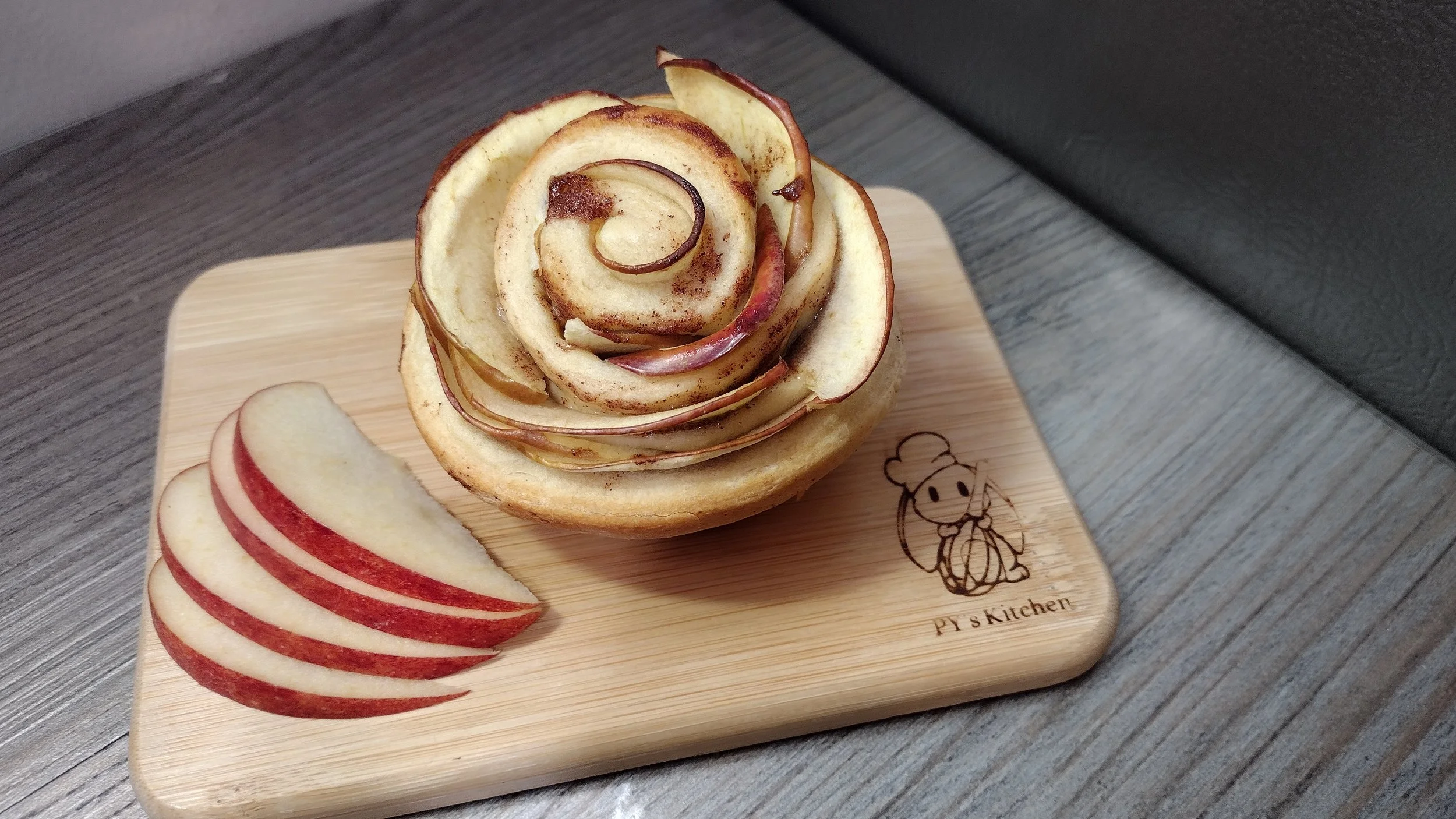 Make These Apple Roses For Mothers Day | Easy Apple Rose Pastry Recipe