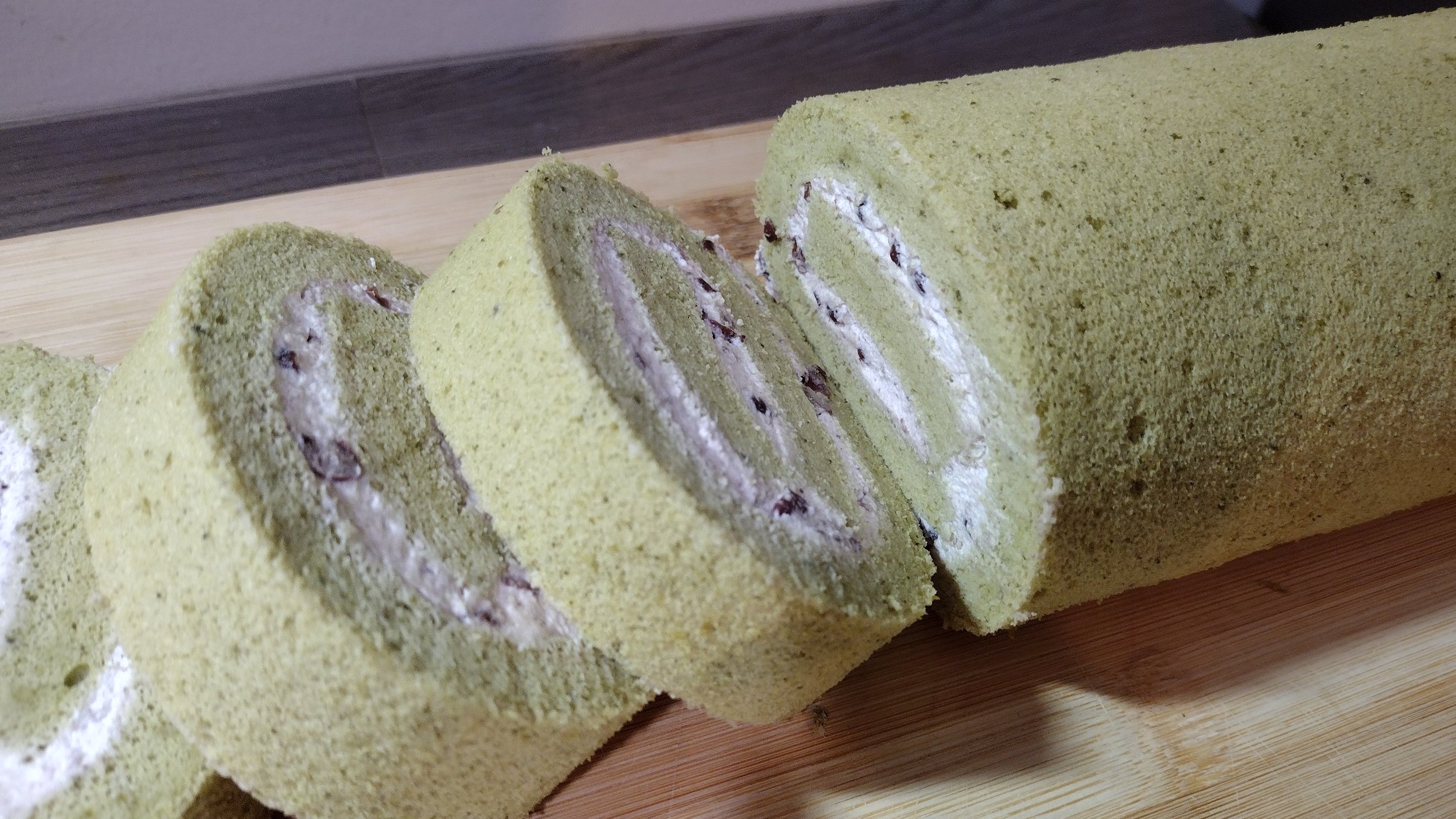 Bakery Style Swiss Roll Cake | Matcha Red Bean Swiss Roll