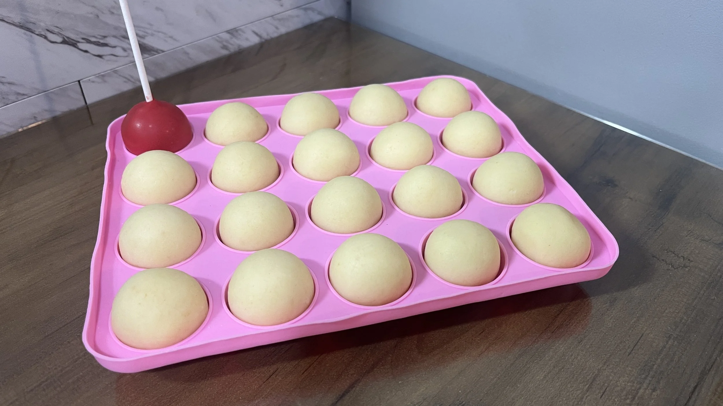 Easy Cake Pop Dough Using Cake Box Mix | Cake Pop Dough Without Frosting