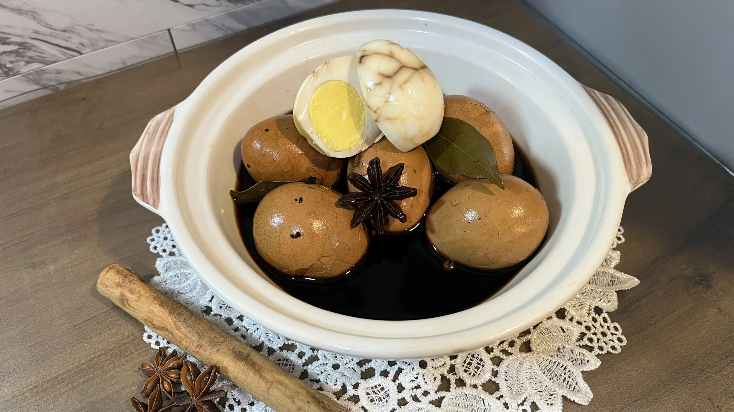 Chinese Tea Eggs 茶叶蛋 Authentic Chinese Street Food Recipe!