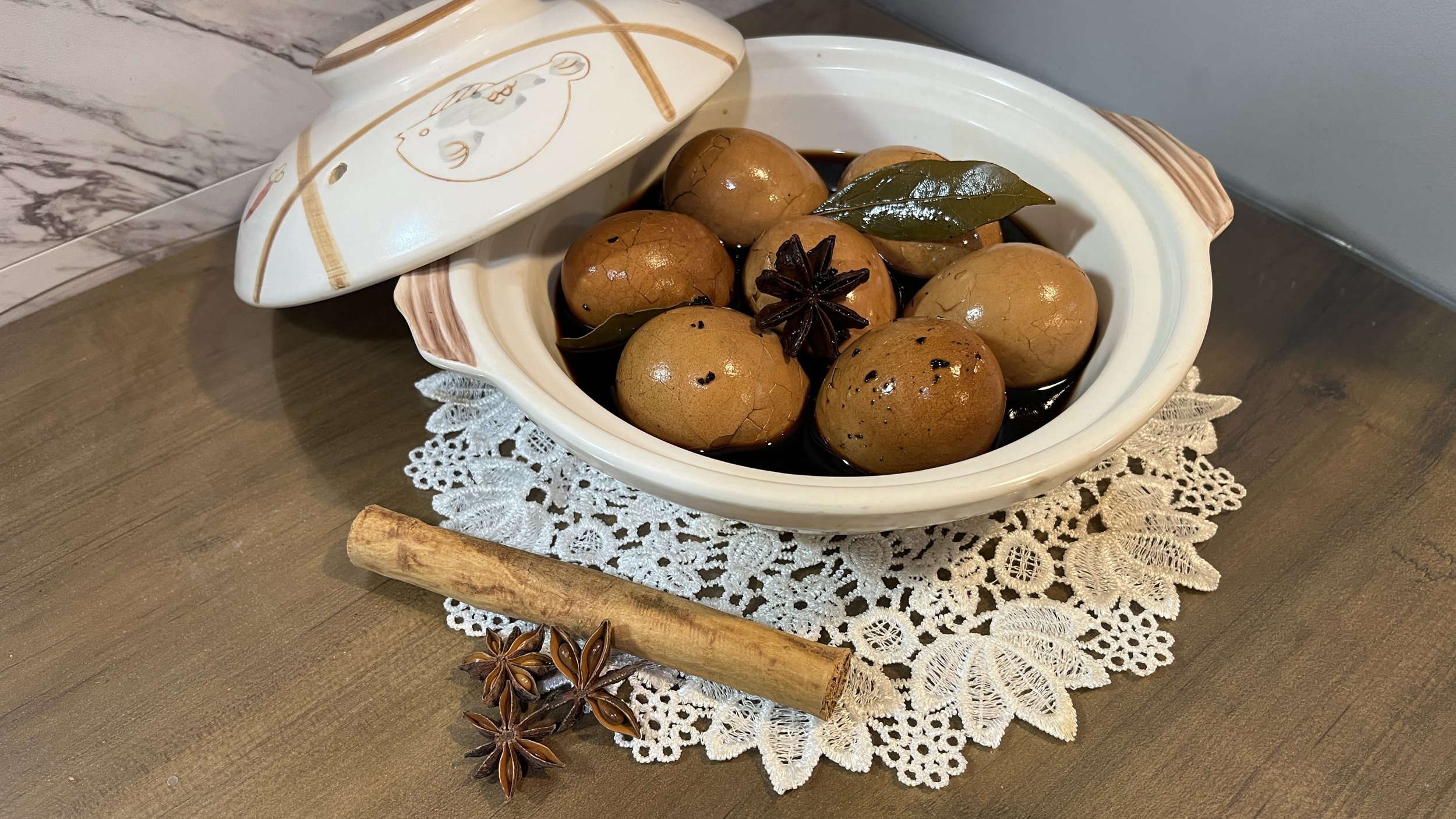 Chinese Tea Eggs 茶叶蛋 Authentic Chinese Street Food Recipe!