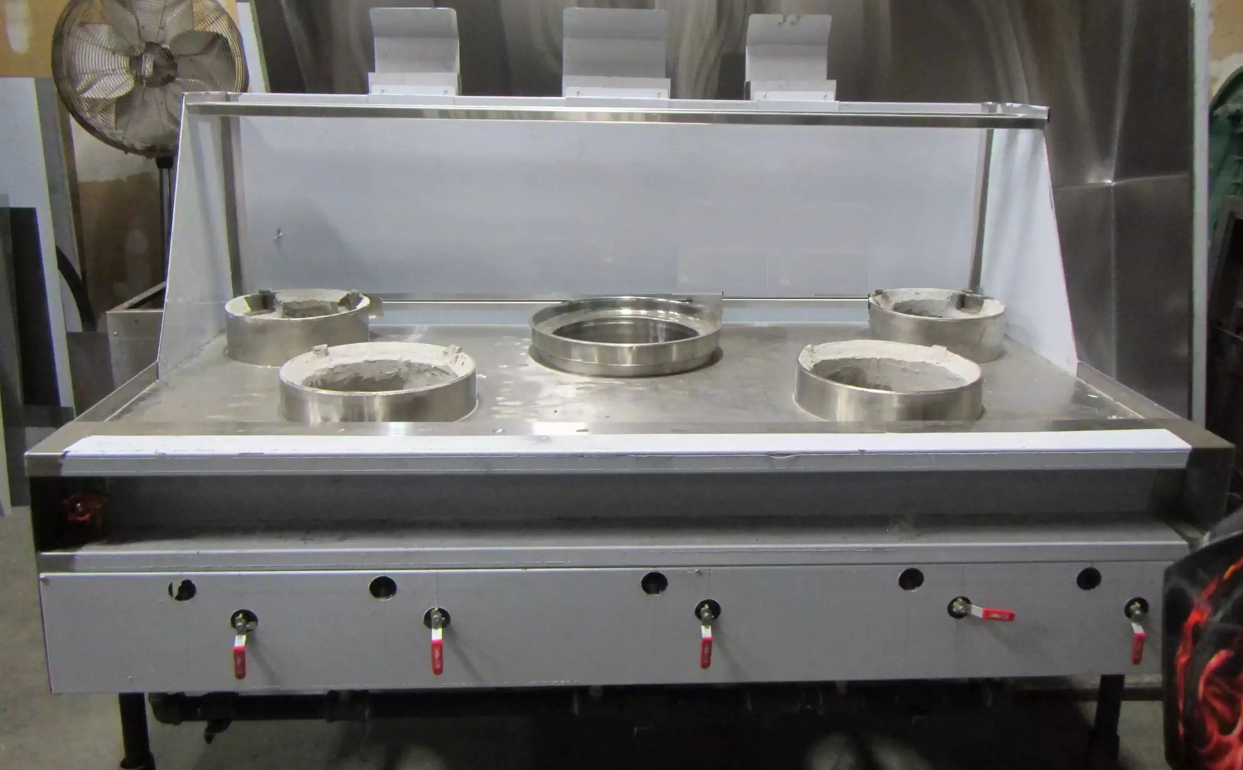 5 Five Burner Hole Wok Range — Dragon Food Equipment Inc.