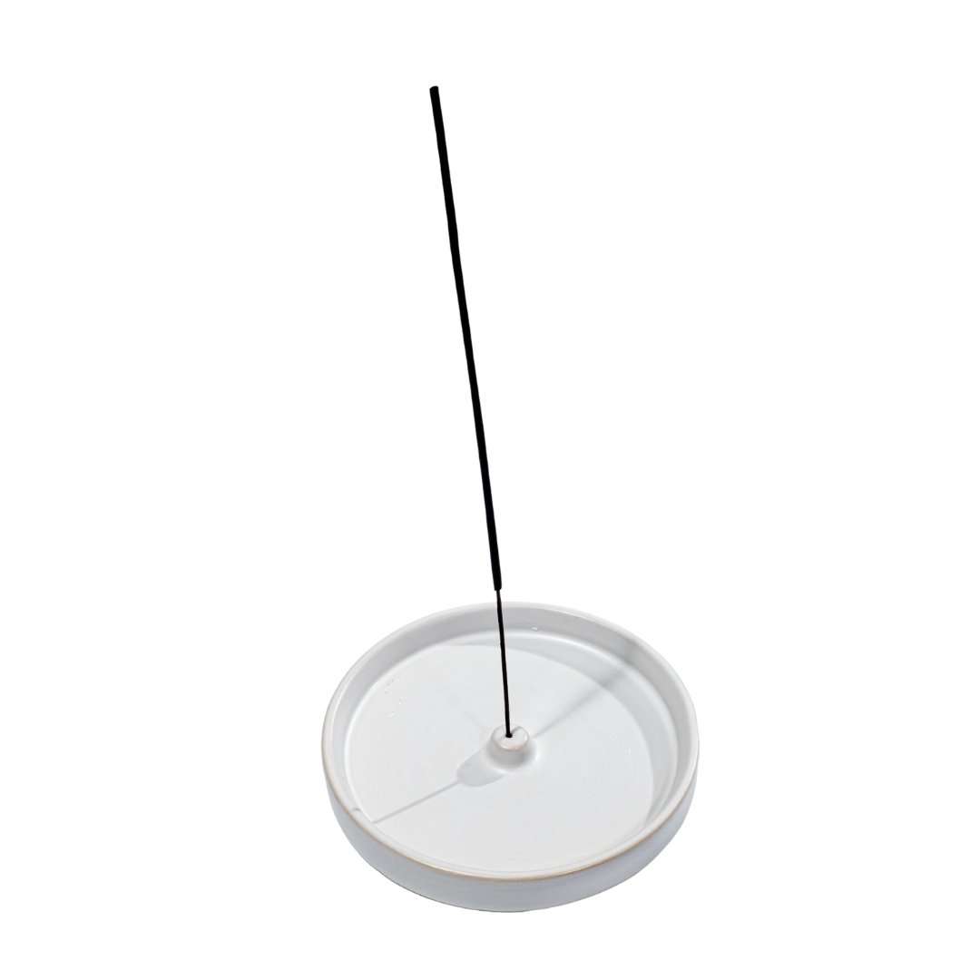 white holder 2.jpg