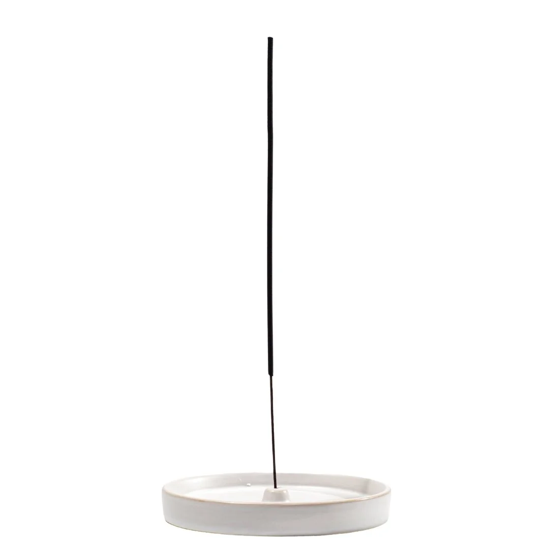 white holder 1.jpg