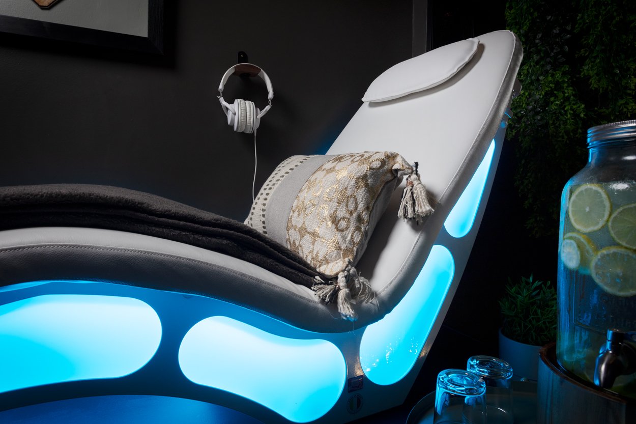 WEB_RES_Kimpton_Swell_Room_006.jpg