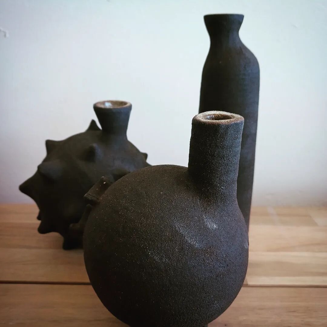 These new pieces that I'm calling &quot;pets&quot; each have a unique personality. Stemming from memories of animals, forms, and shapes, old and new. 

#stleonardsonsea
#stleonardsceramics #ceramicart #ceramics #ceramicstudio #kerameikos #keramik #st