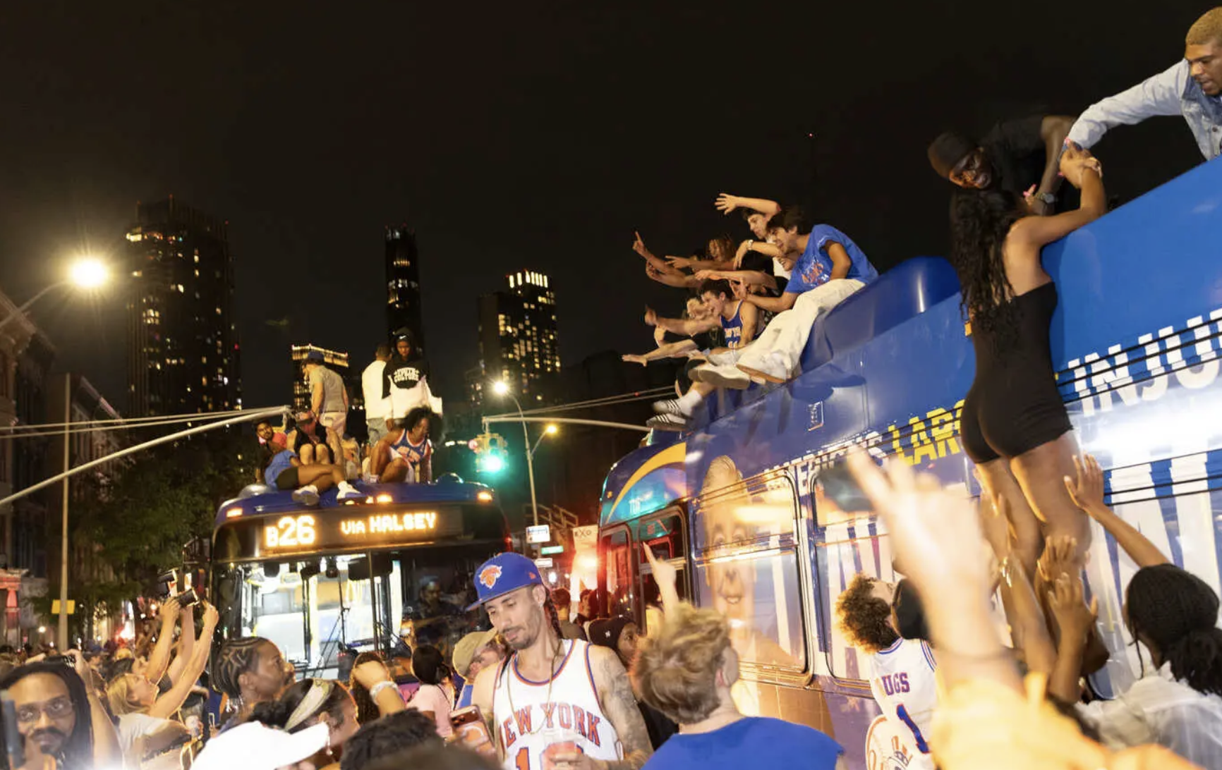 LIVE COVERAGE: Fans Swarm New York to Celebrate Knicks’ N.B.A. Title