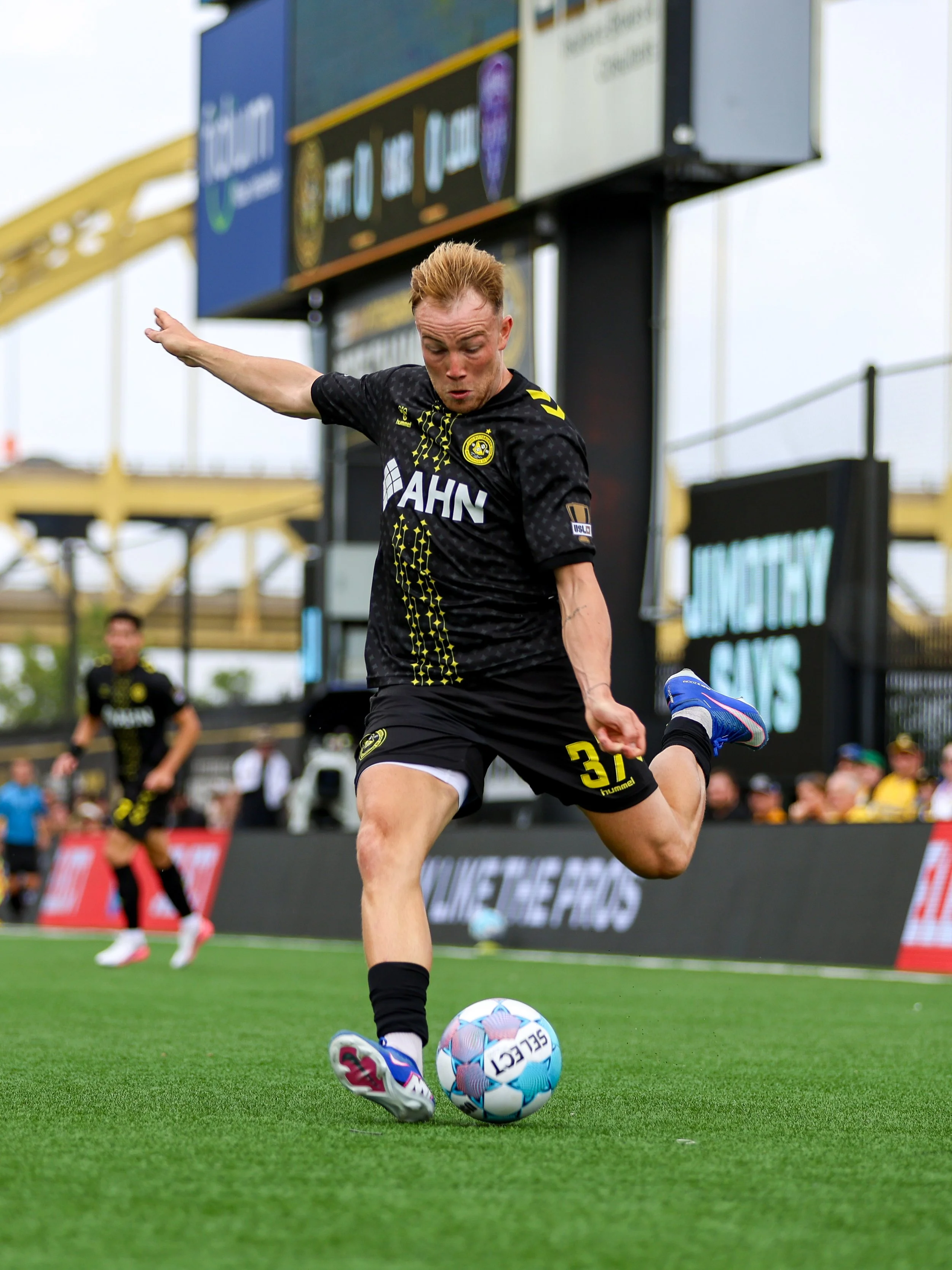 Riverhounds SC & Riveters SC