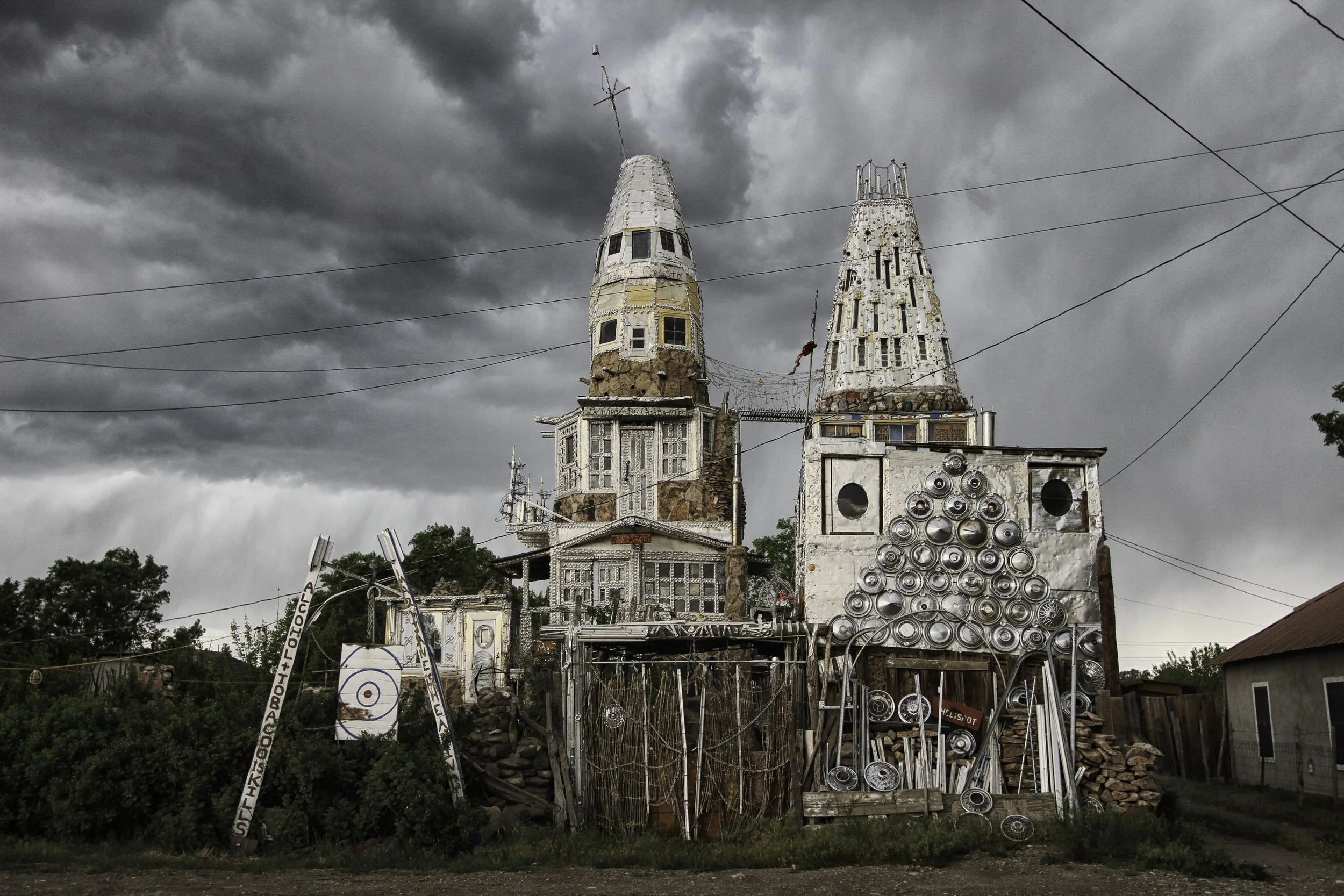 Handmade Worlds photographs by Kelly Ludwig