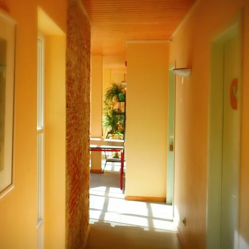 courtyard+hallway.jpg