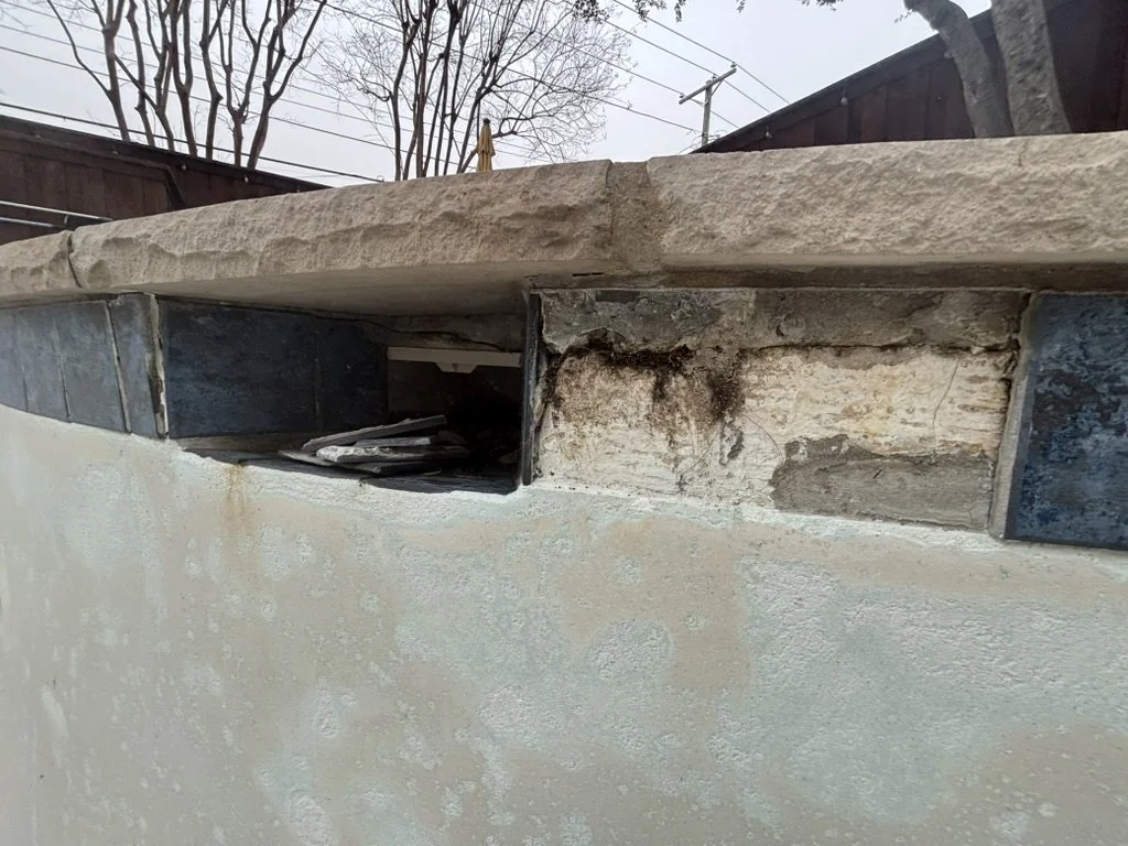 Cracked Pool Tile Dallas