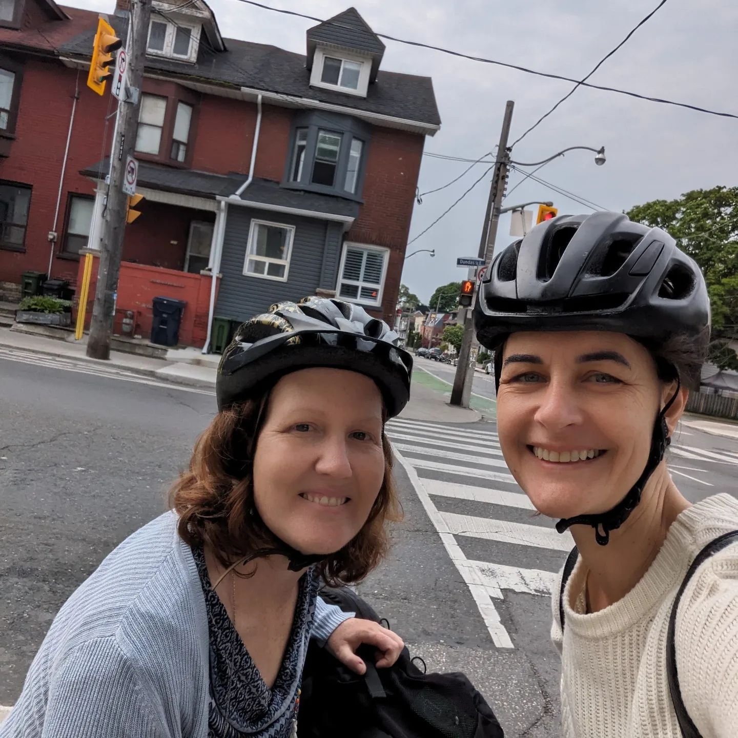 Check out who I bumped into during the morning bike commute! @trusteesara so of course we chatted about cuts to the TDSB, National School Food Programs, and our kiddos. I love bumping into elected officials out and about in the community.