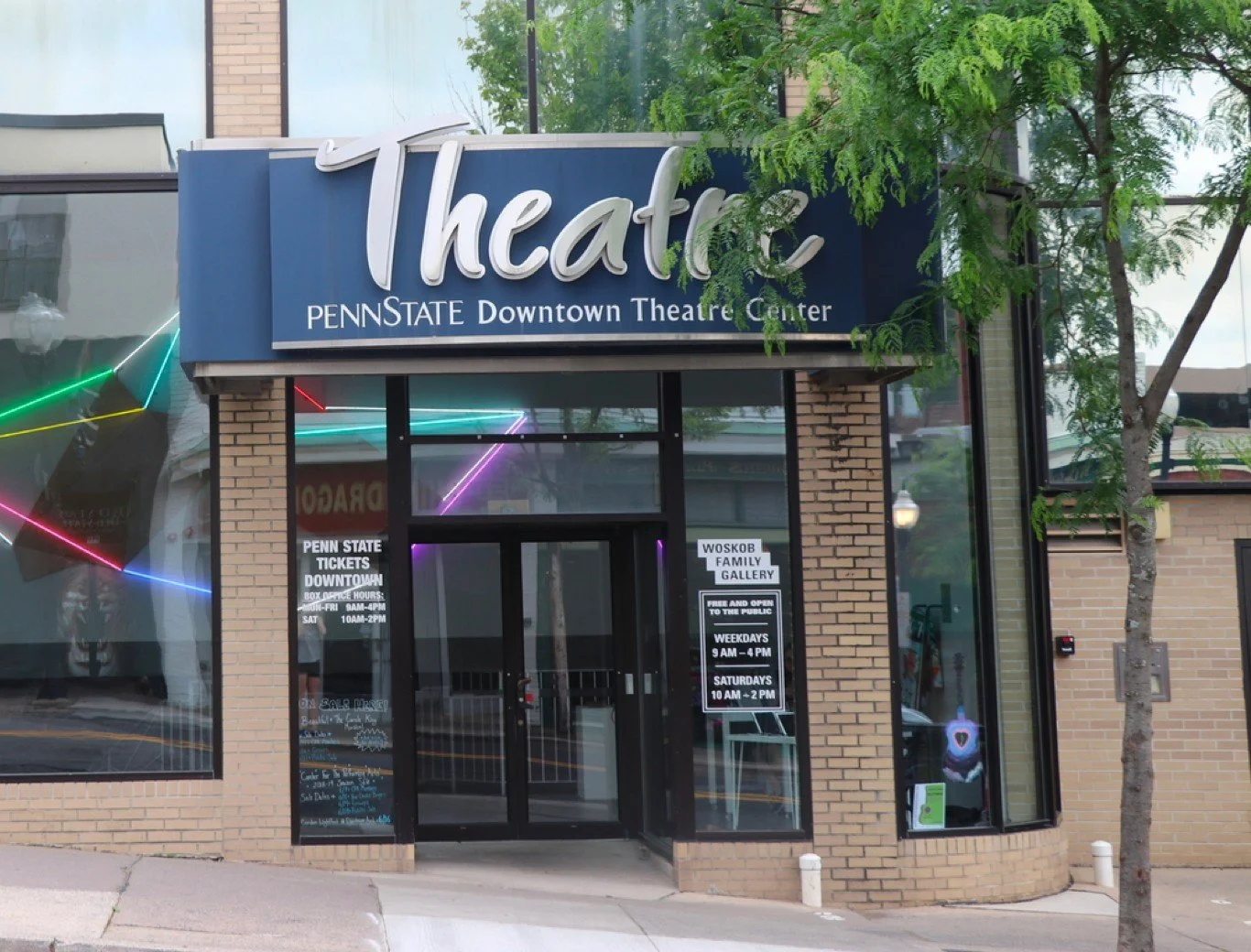 facilities-downtown-theatre-feature-1912.jpg