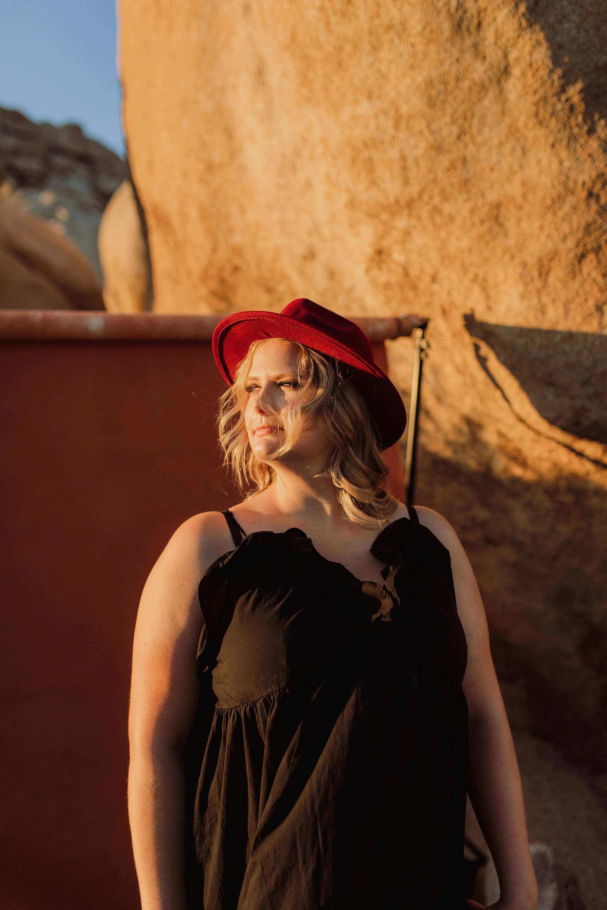 Wk9_august_J.Tree_09.22-52 copy.jpg