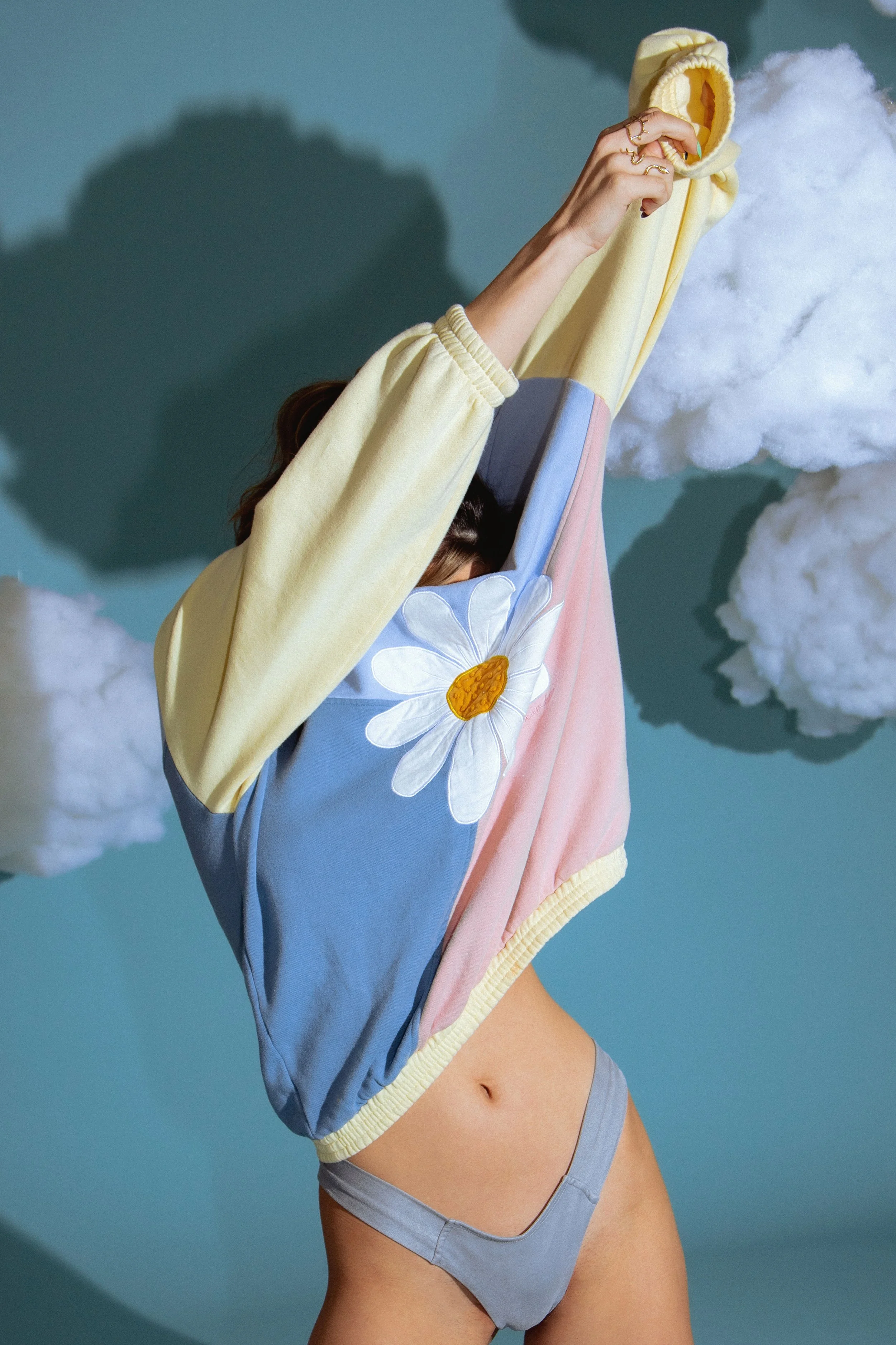 CLOUDS_Alyssa_03.2021_KelsieCarlson-41CROP.jpg