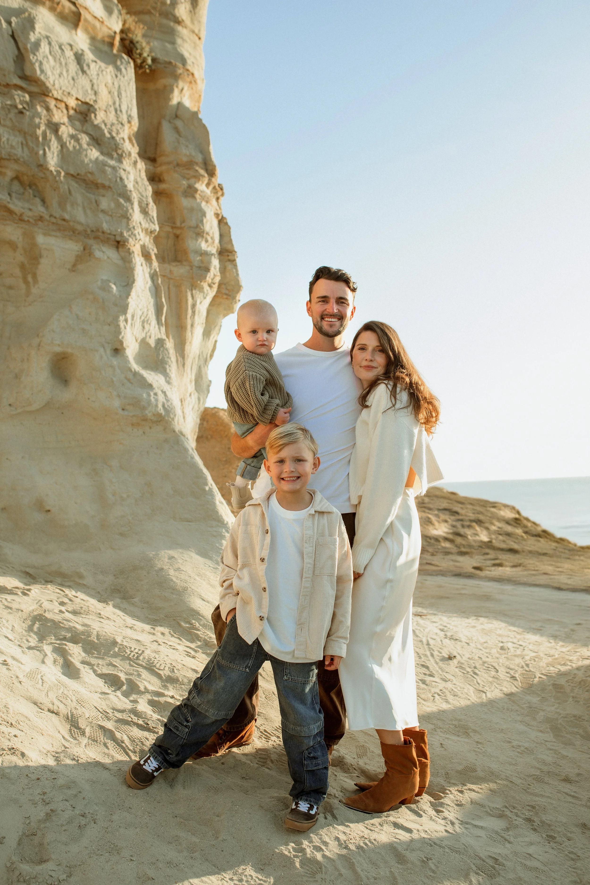 NealyFamily_SanClemente_byKelsieCarlson_12.24-200 copy.jpg