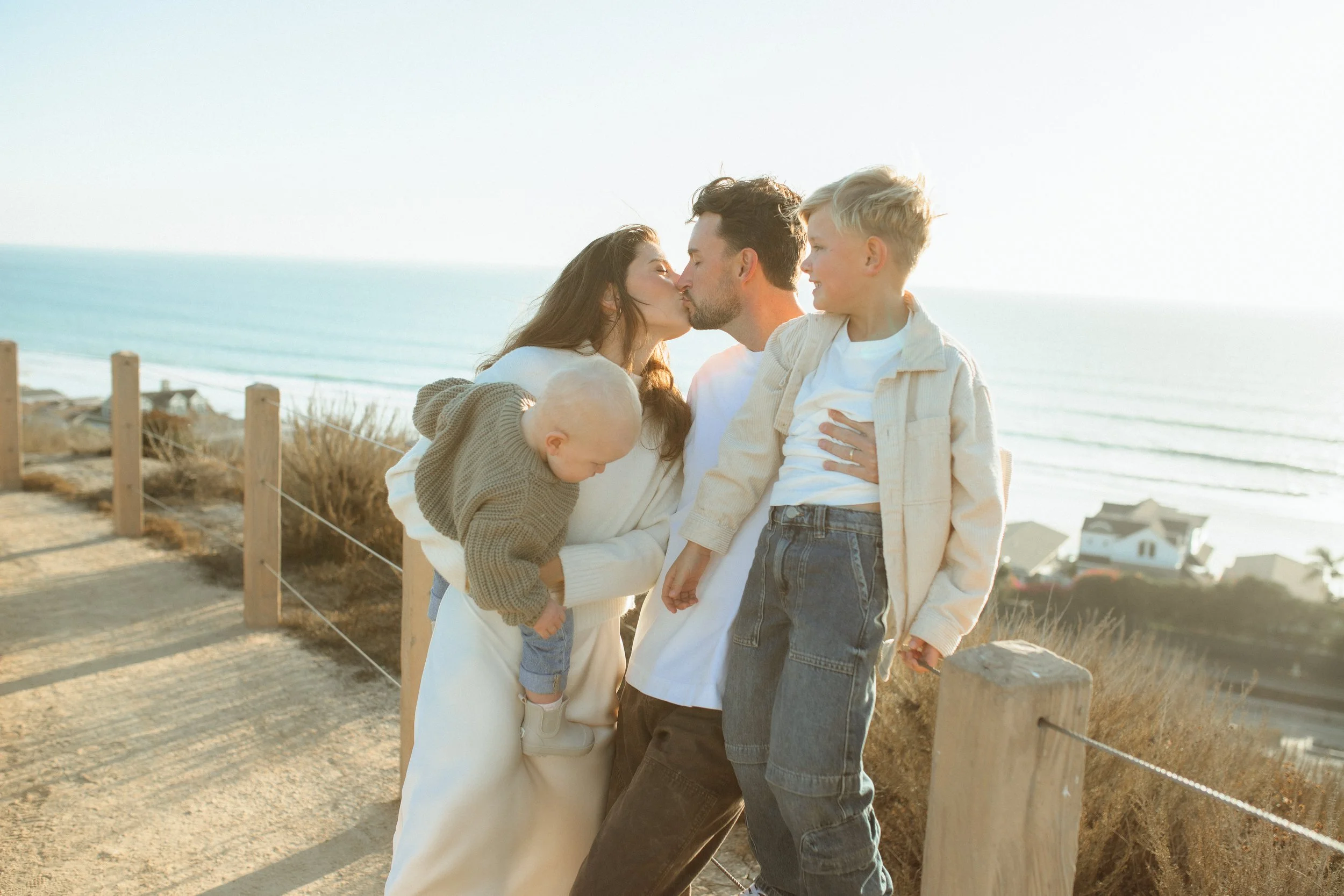 NealyFamily_SanClemente_byKelsieCarlson_12.24-171.jpg