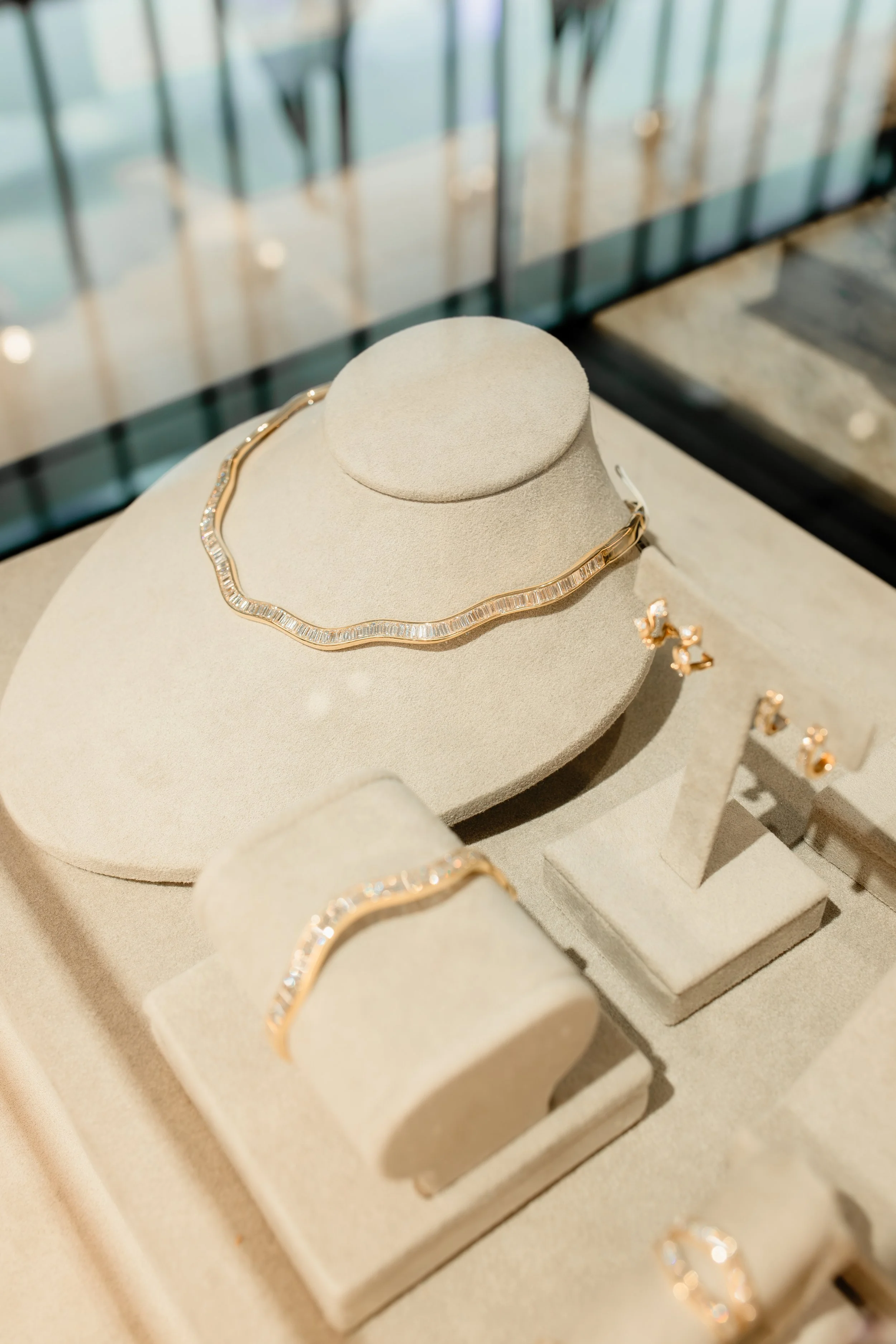 RennaJewelry_PacificPalisades_ElyseWalkerStore_09.26_byKelsieCarlson-23.jpg
