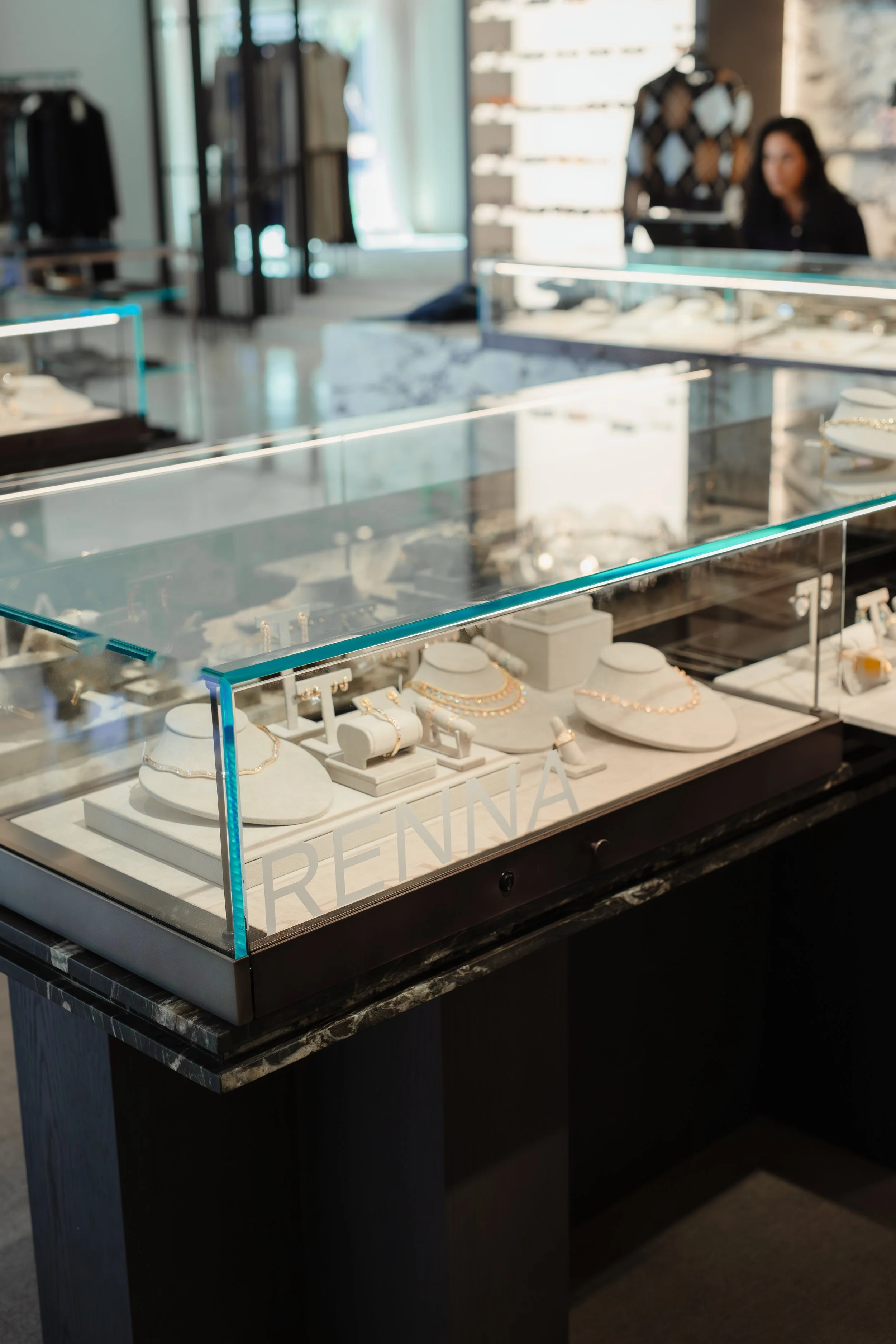 RennaJewelry_PacificPalisades_ElyseWalkerStore_09.26_byKelsieCarlson-37.jpg