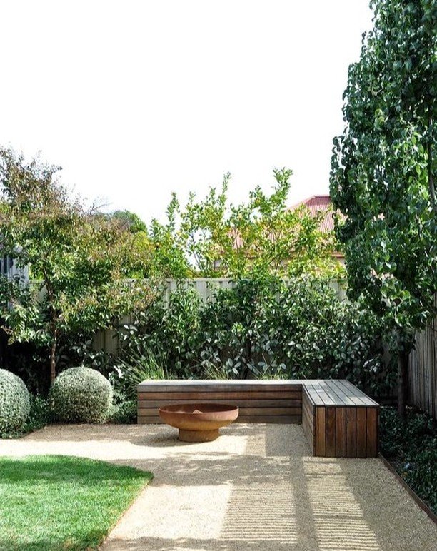 ɢᴀʀᴅᴇɴɪɴɢ ᴛʀᴇɴᴅꜱ ₂₀₂₄
02 : Gravel Gardens

Following on from trend 'Resilient Gardening', Gravel Gardens are rising in popularity due to their low-maintenance and visually-pleasing nature. We love how they brighten a space and provide a practical and