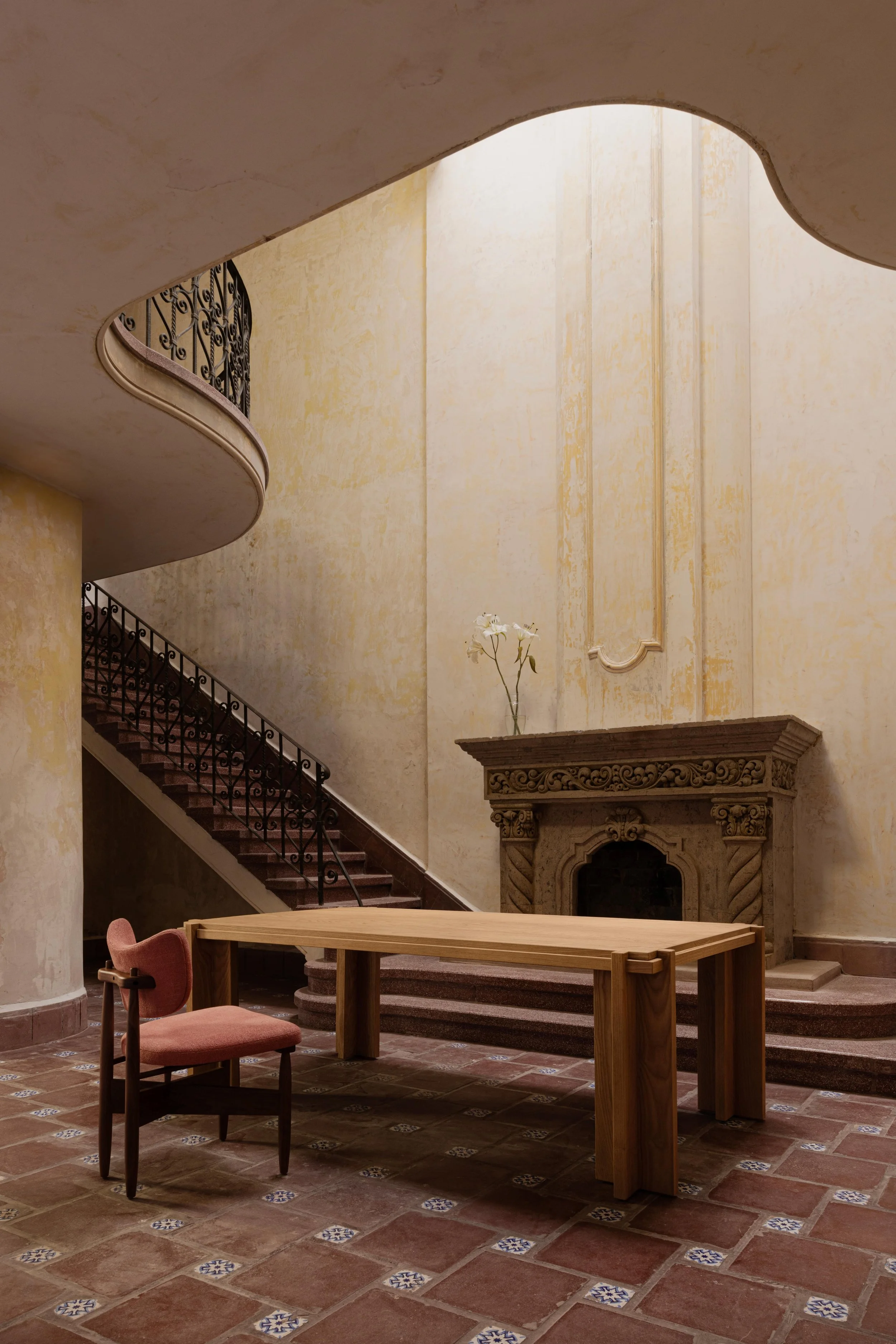 Deceres Studio_Idro Dining Table_BajoBajio_PhotoByAlejandroRamirezOrozco-LO RES-05.jpg