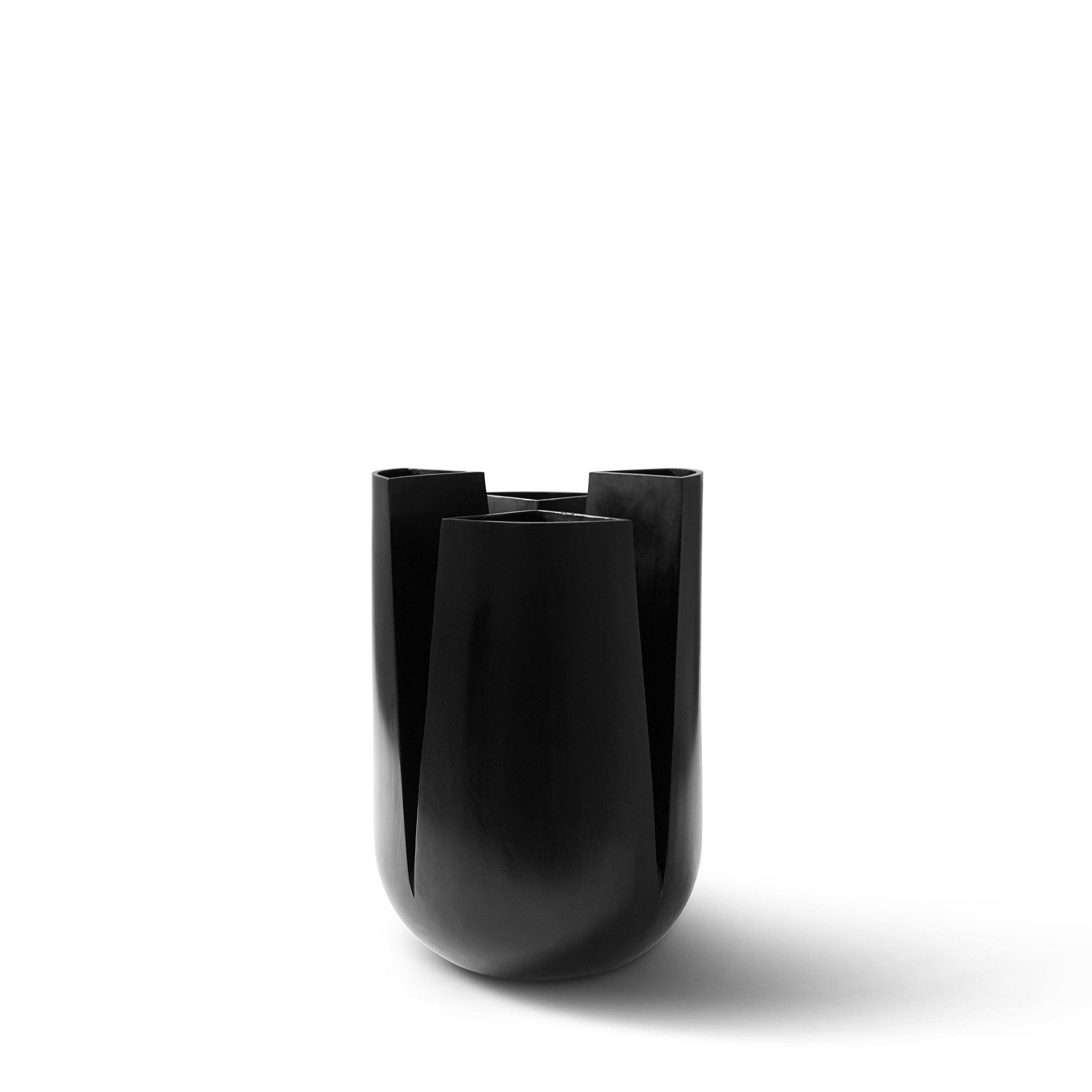 Deceres_Tado Vessel Large_Bronze Blackened-WEB.jpg
