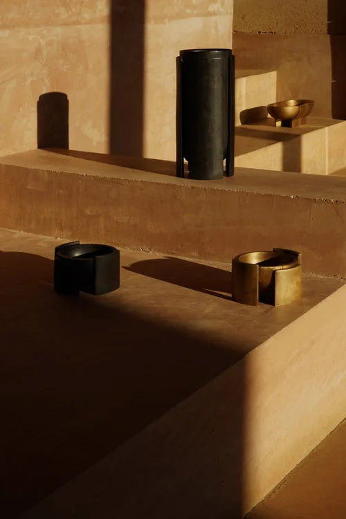 Nita Vessel by Deceres Studio