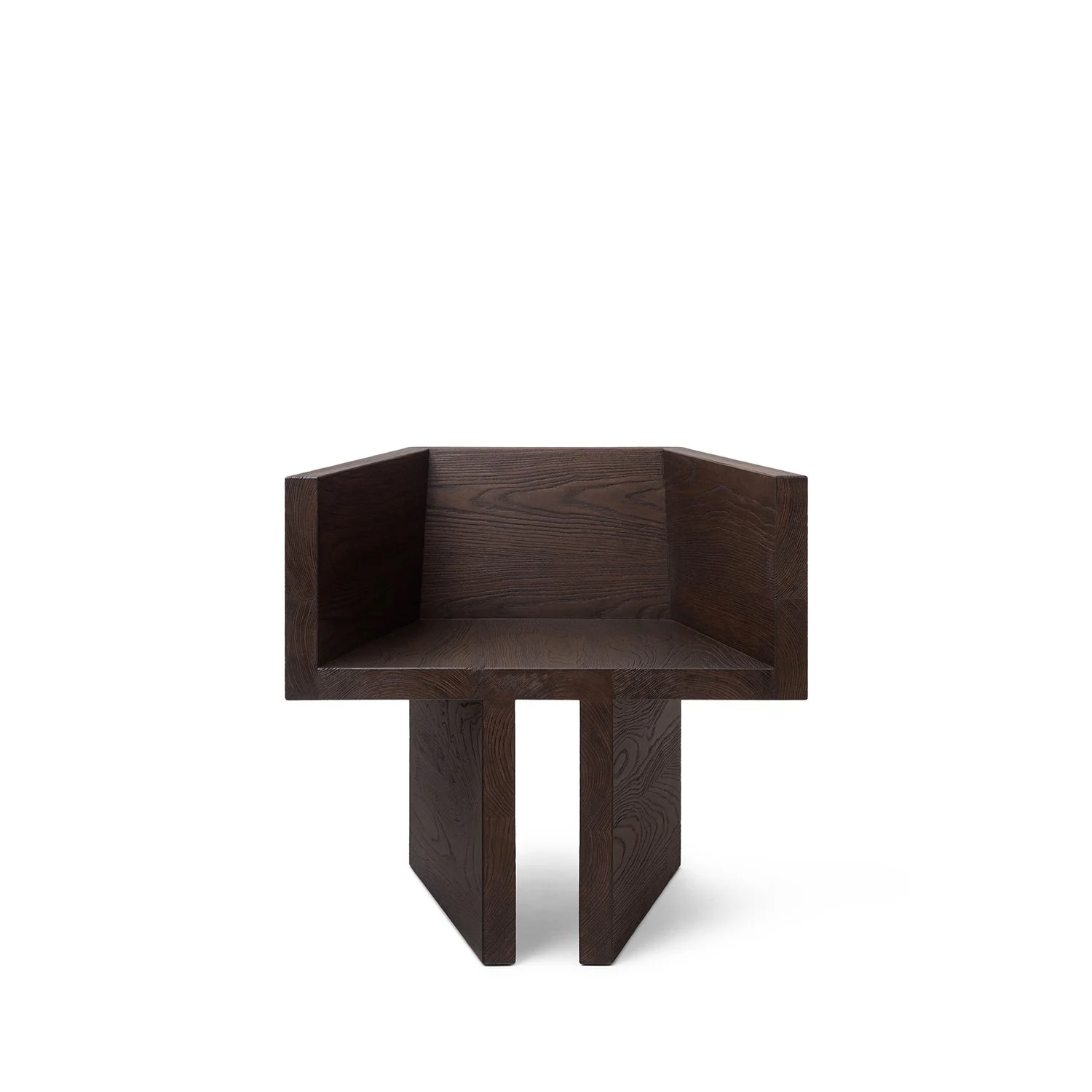 Deceres_Sakro Chair-Ash 03 Cafe-Web 01.jpg