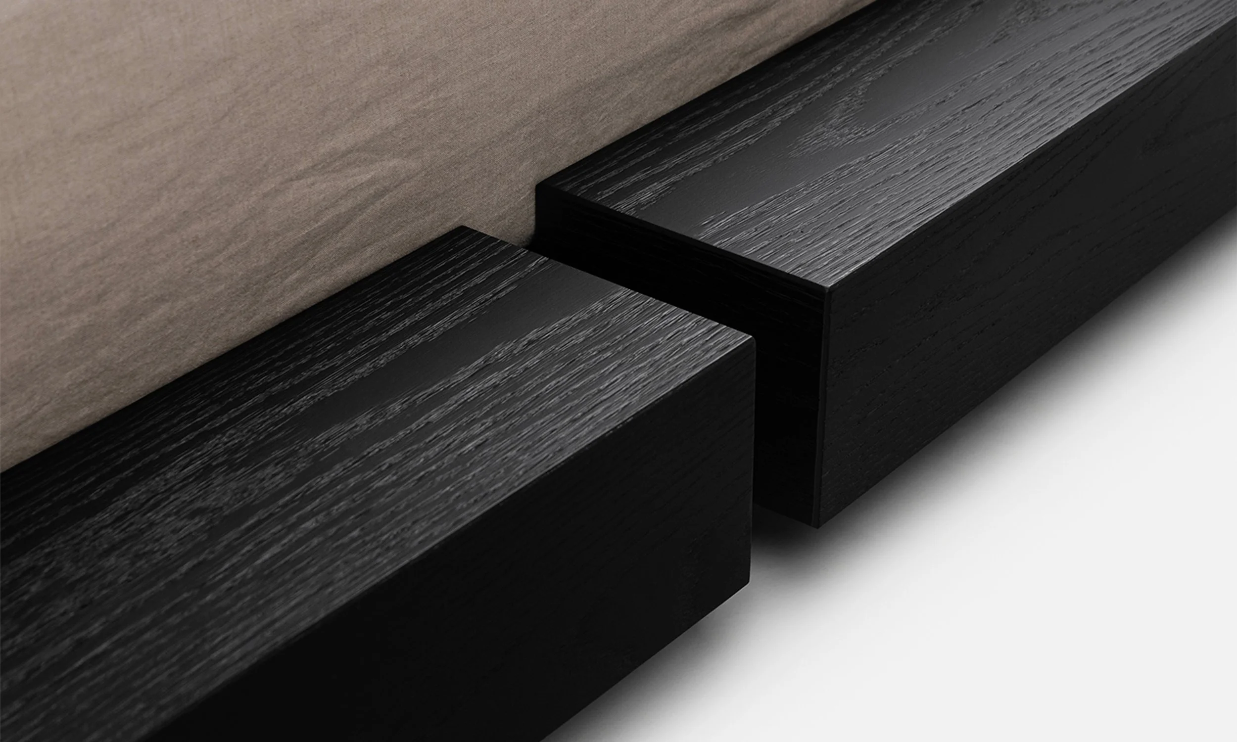 Deceres_Somnus Bed-Queen-Ash 05 Black-WEB05.jpg