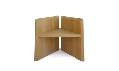 Iuxta Stool by Deceres Studio