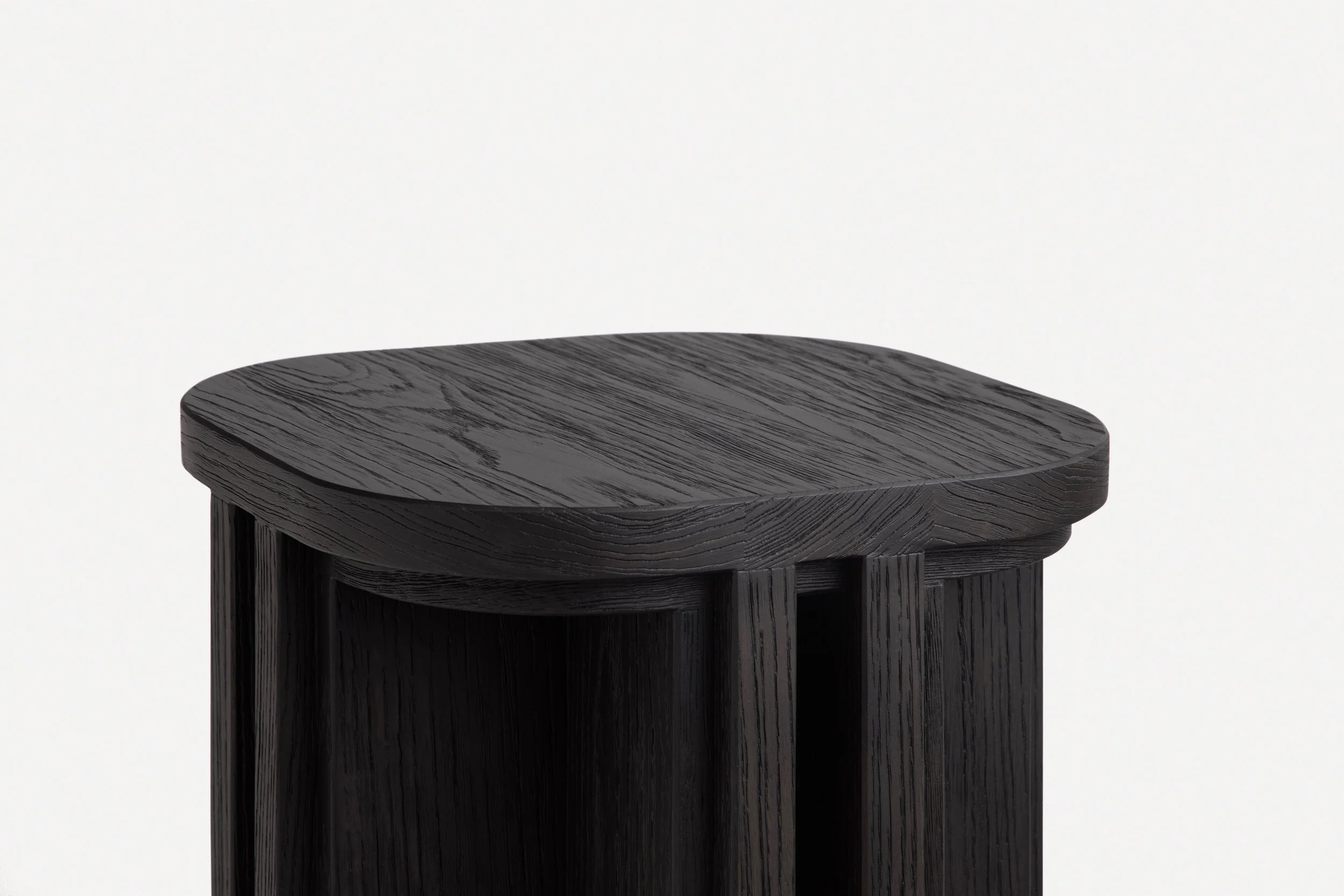 Deceres_Olter Side Table-Ash 04 Umber-Web Detail 02.jpg