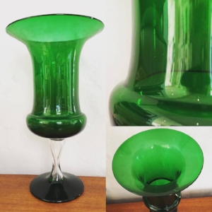 1960s Green Vase.jpg