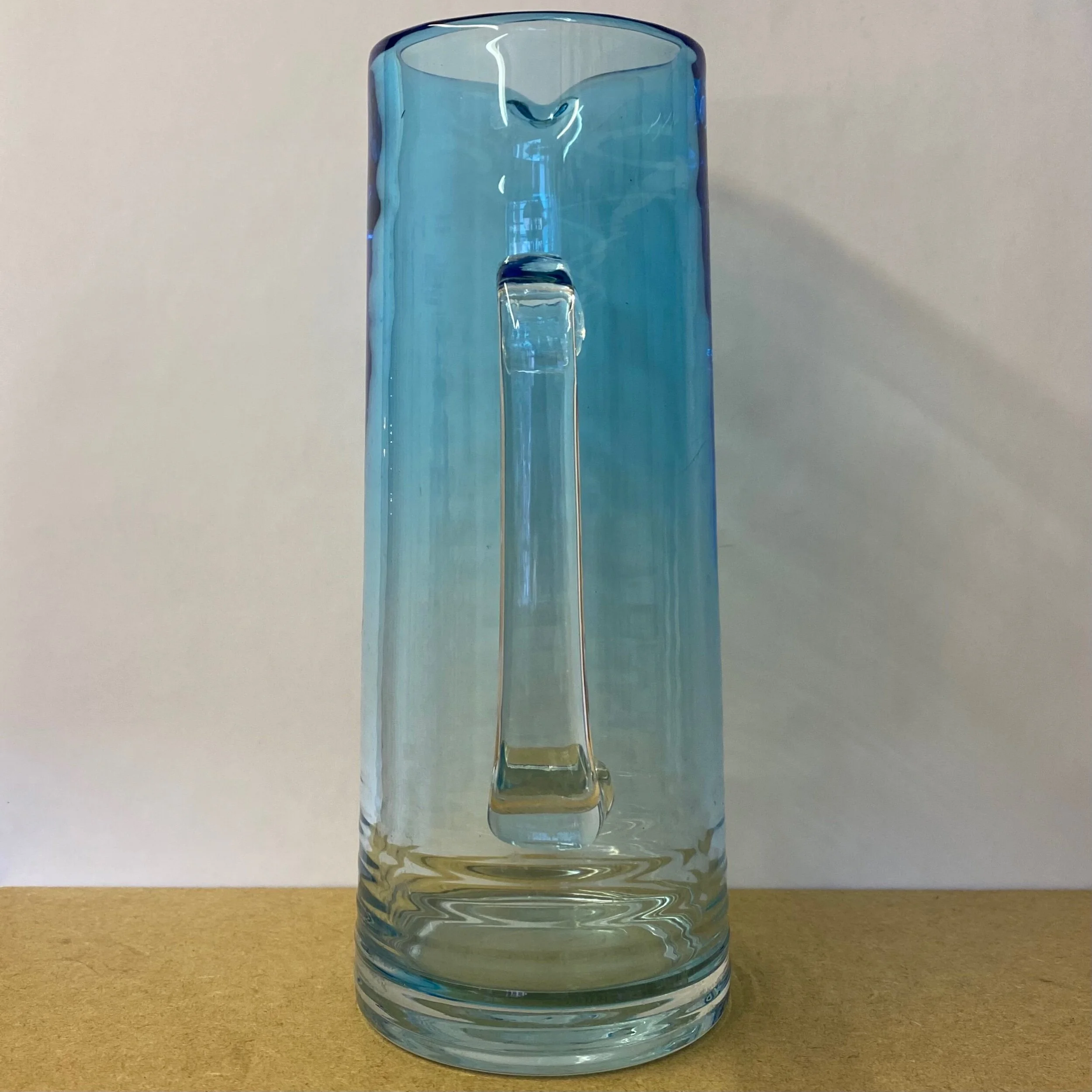 E6494C29-16C2-4DF3-9DBE-3FD593D0B6D4