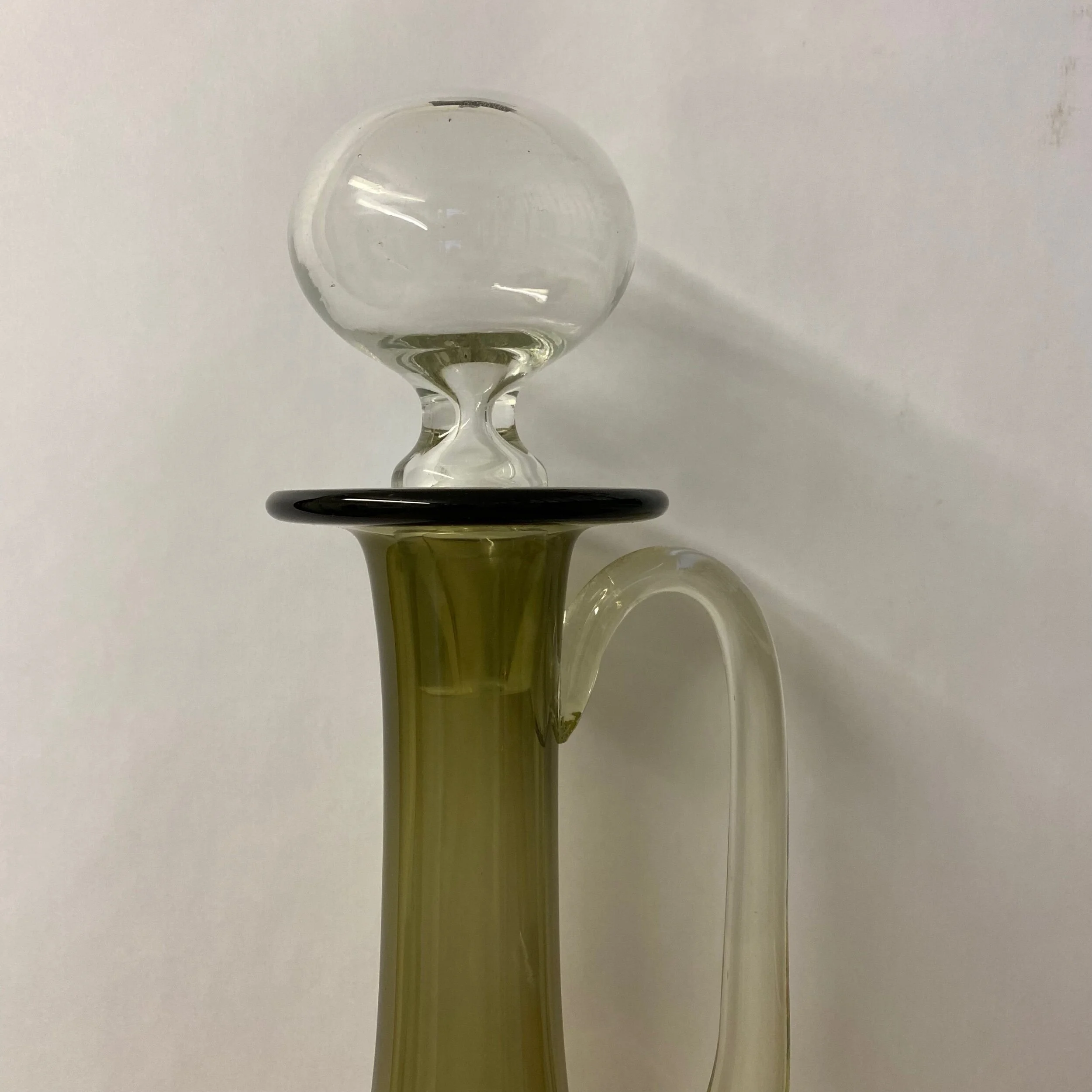 9D756E6A-910E-4F4E-9CE9-82AE7A263FF1