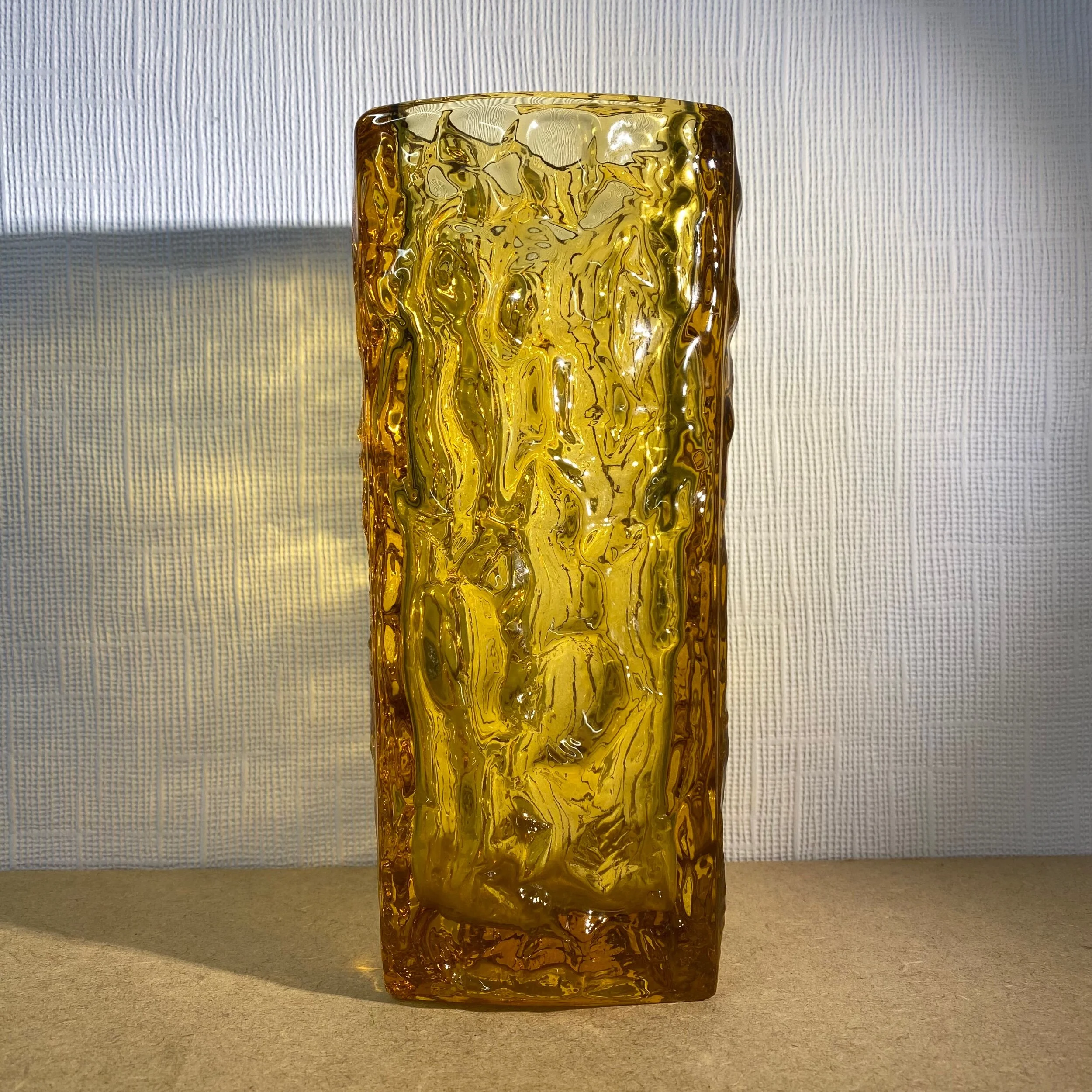 C25D429B-6911-4CE7-9EDD-9FAEA7F3AE56