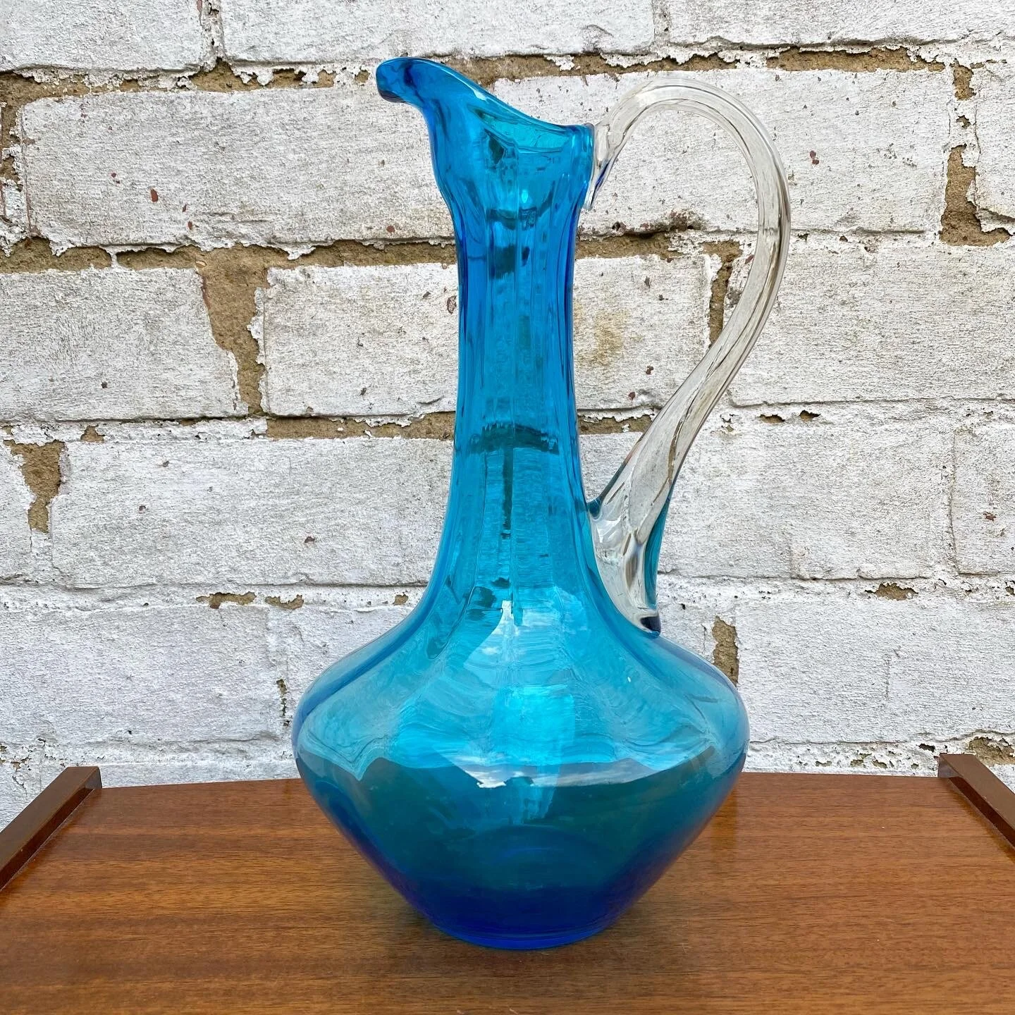 EDA86173-D20B-4CC7-BFFF-98F6DB0F0A06