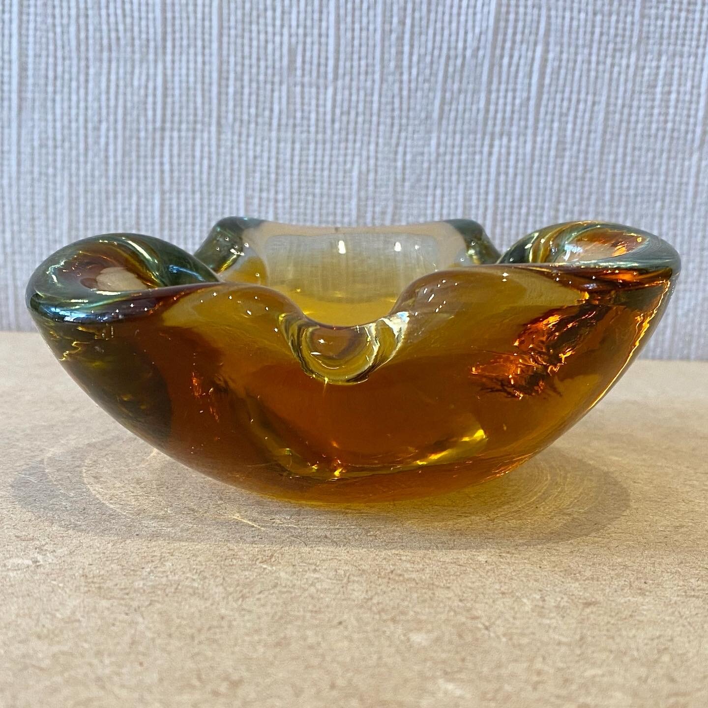 ED880973-8DAC-468B-B7E5-F8AC00E547AB