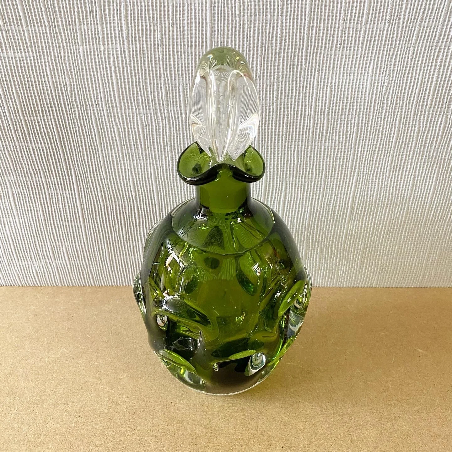 356C6DB4-1642-42CD-8098-79A33E239F95