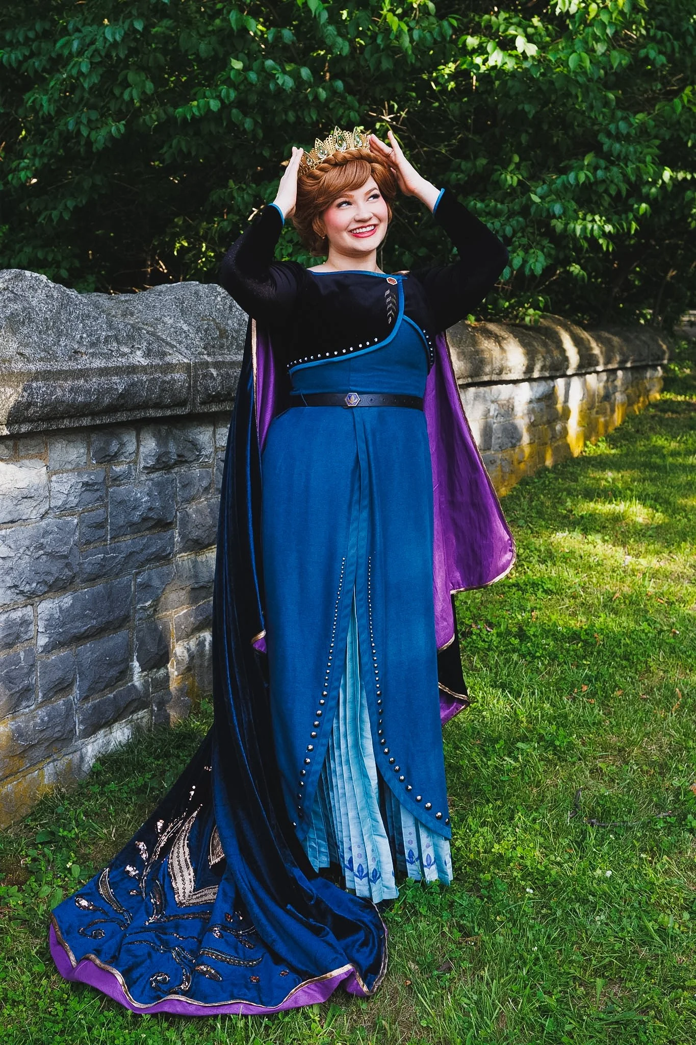 Anna Frozen Queen 2